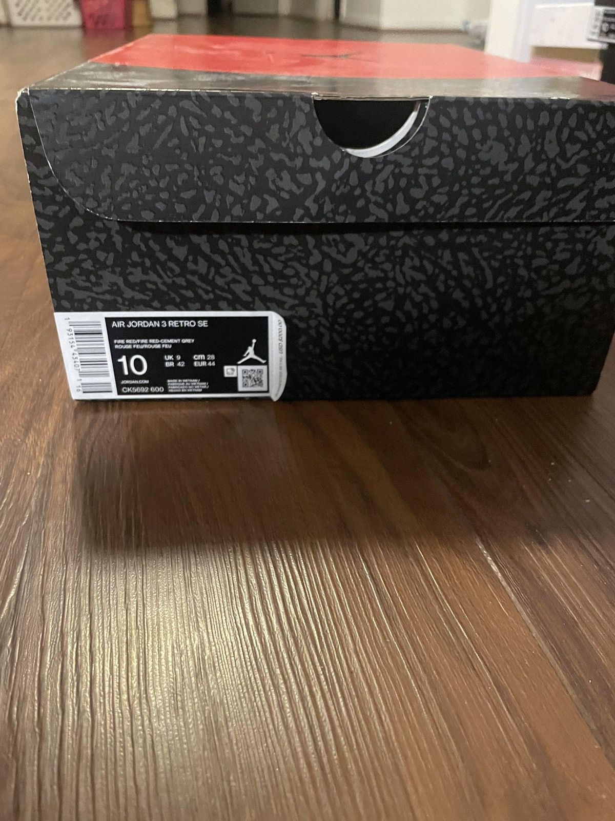 Jordan Brand × Nike Unite Red 3’s Size US 10 / EU 43 - 7 Thumbnail