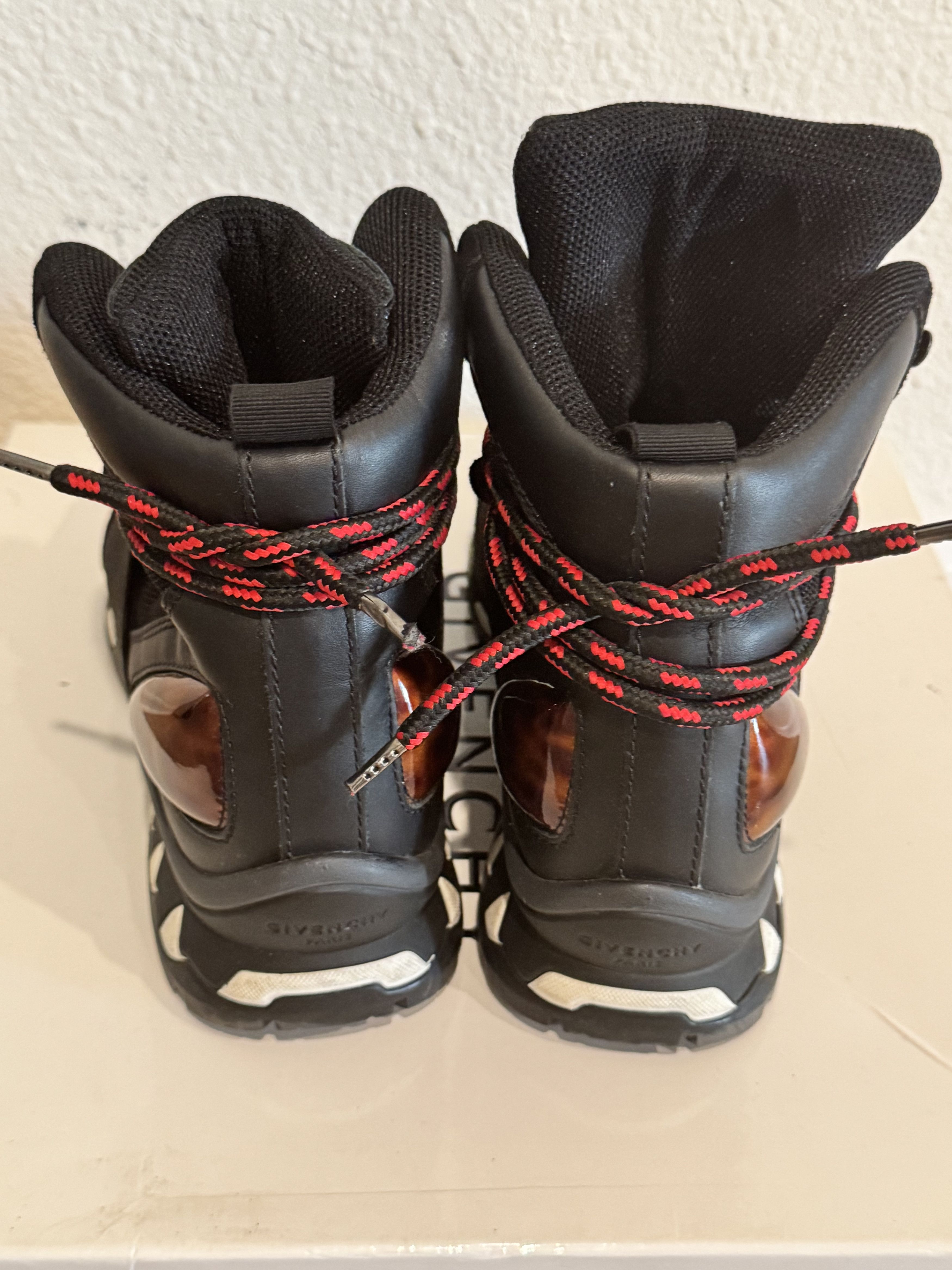 Givenchy GIVENCHY RICCARDO TISCI TRAINER BOOTS Size US 7 / EU 40 - 5 Thumbnail