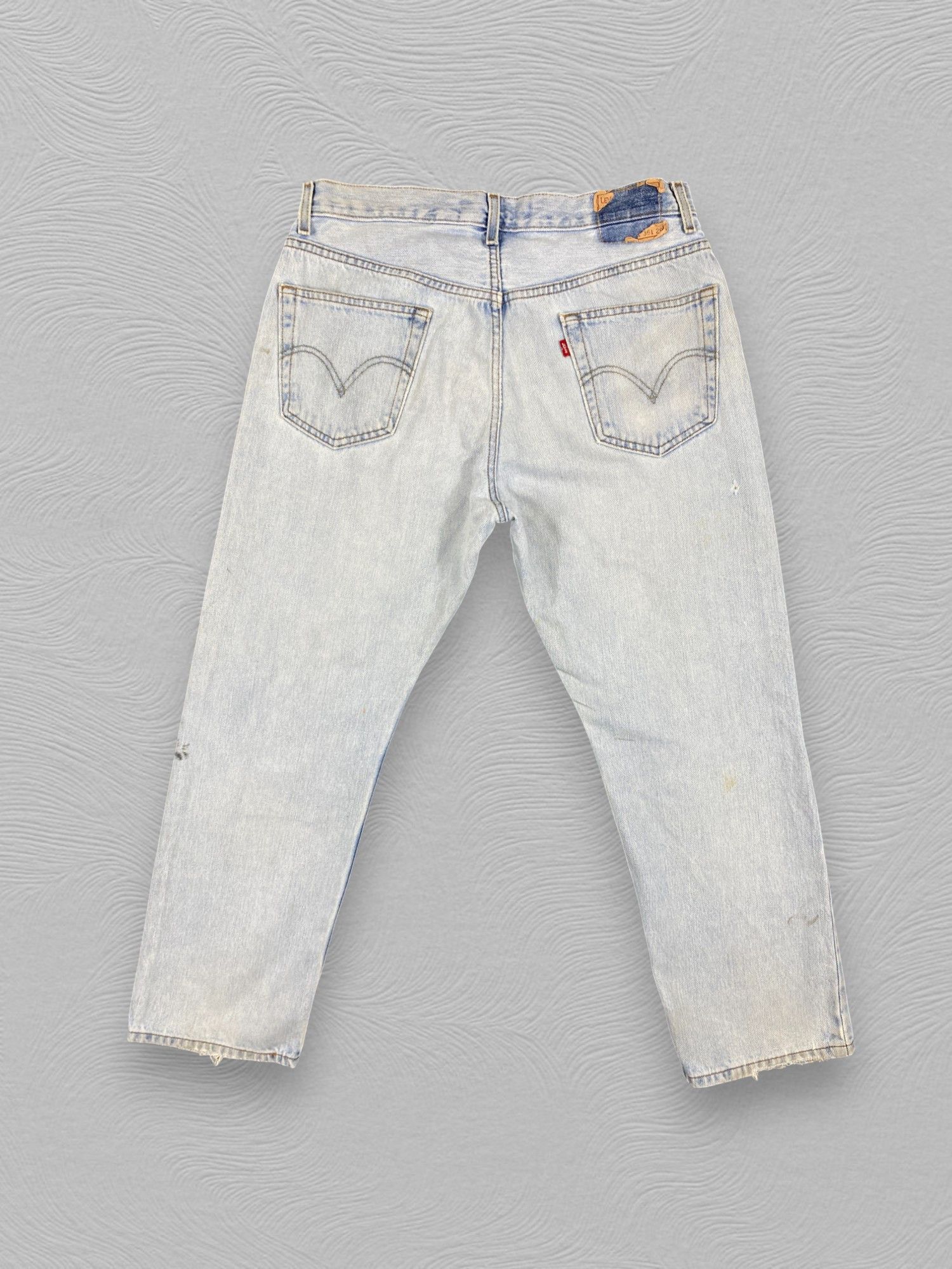 Levi's Light Wash Vintage Levi's 505 Jeans 35x28.5 Denim -JN2326 Size US 35 - 2 Thumbnail