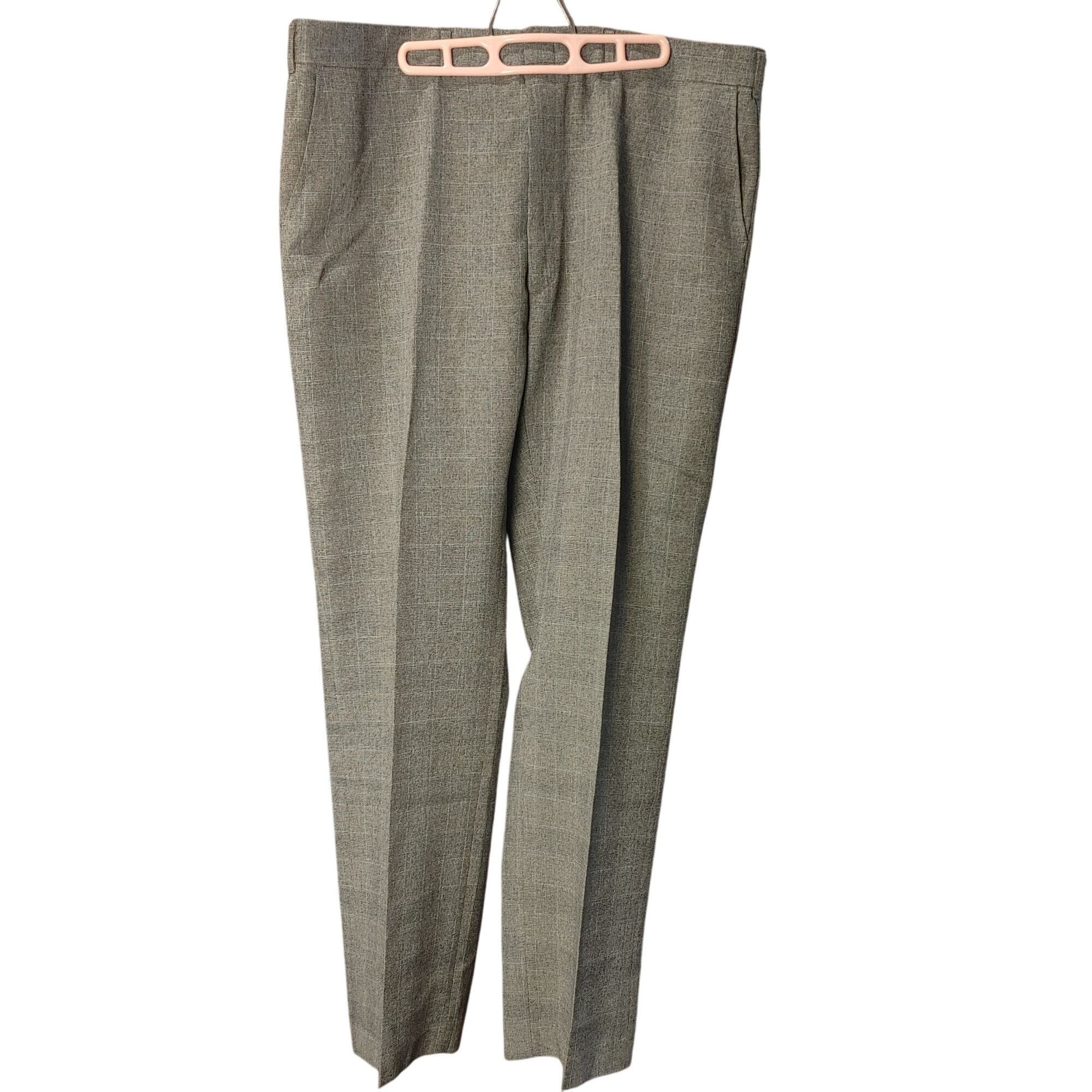 Haggar Haggar Magic Stretch Men's Grey Straight Leg Pleated Dress P Size US 40 / EU 56 - 1 Thumbnail