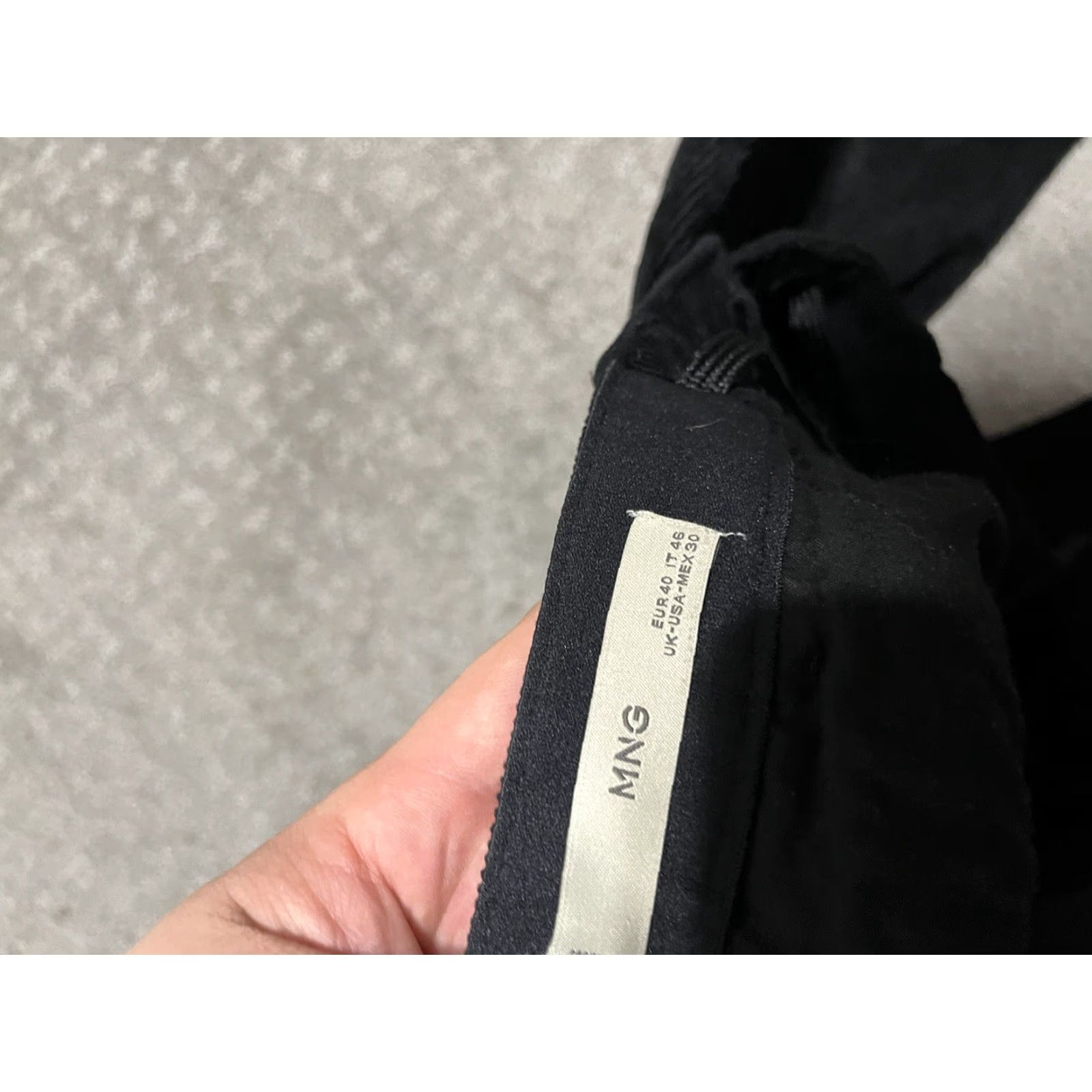 Mango MNG Men's Slim-Fit Drawstring Corduroy Trousers SZ 30 Black Size US 30 / EU 46 - 5 Thumbnail