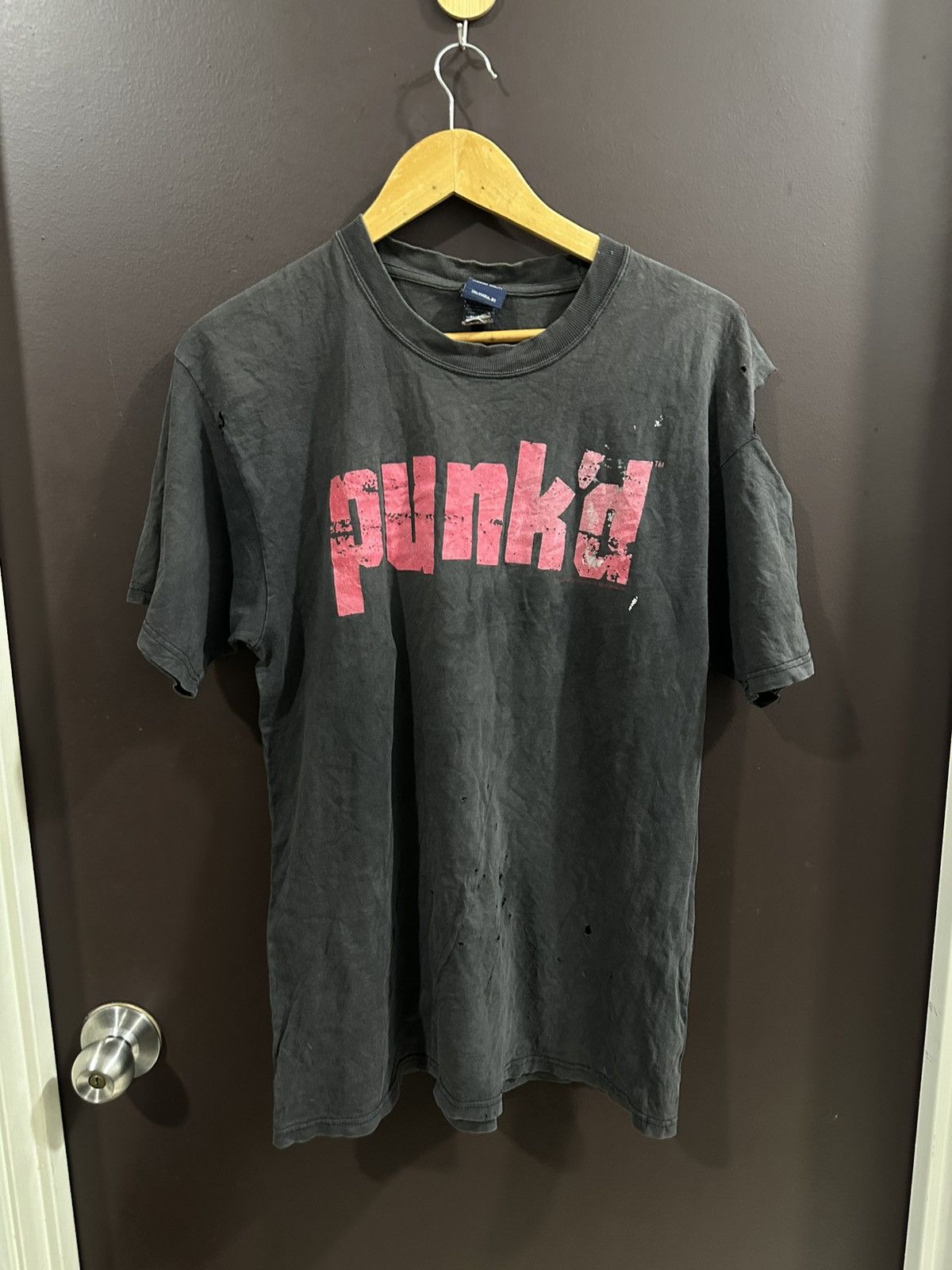 Mtv × Vintage MTV Punk’d ©️ 2003 Tee ( Distressed ) Size US L / EU 52-54 / 3 - 7 Thumbnail