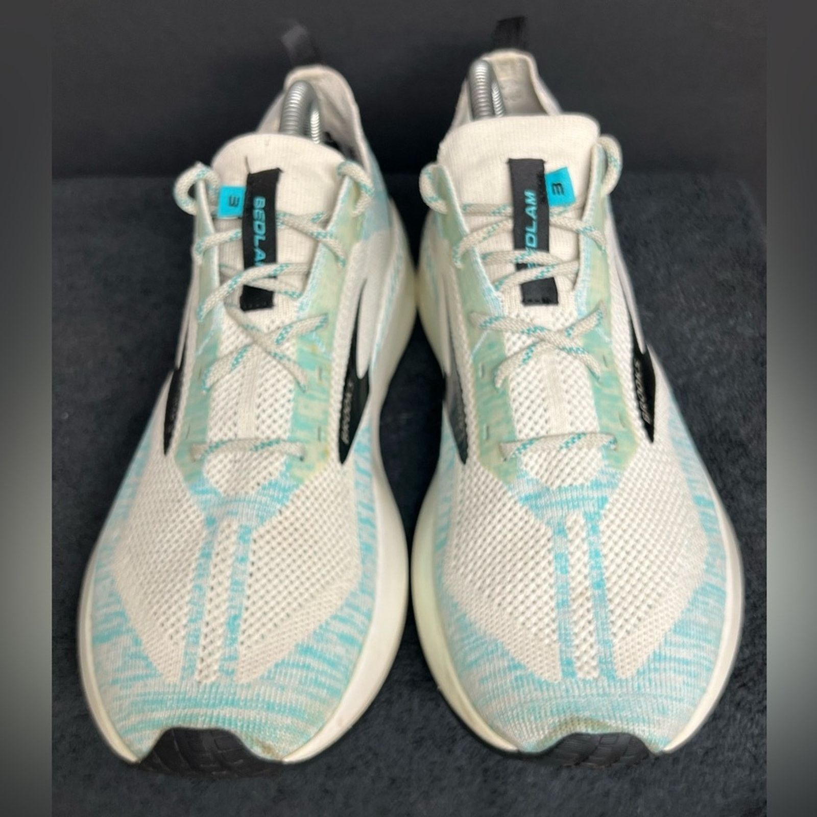 Brooks Brooks Bedlam 3 Men's 9.5 D Medium White Black Aqua Shoes Size US 9.5 / EU 42-43 - 6 Thumbnail