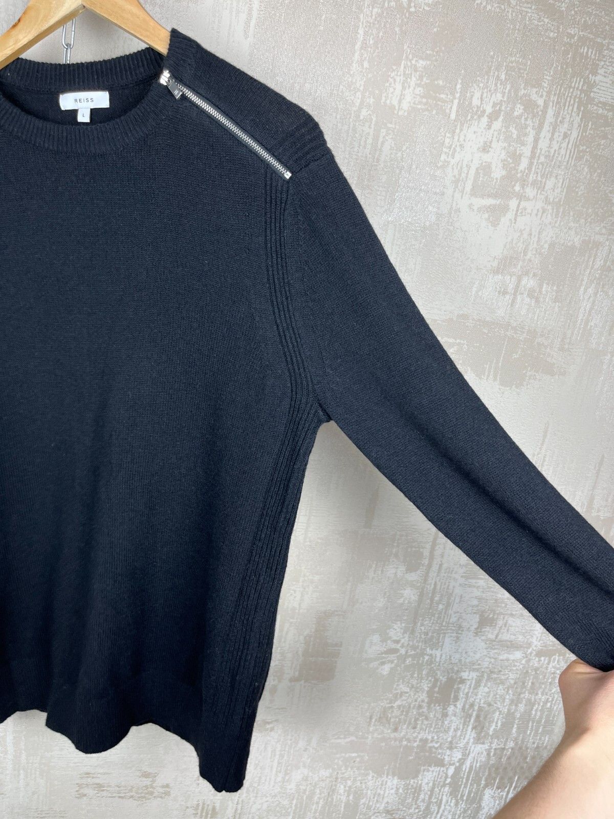 Reiss Reiss Crew Neck Shoulder Zip Sweater Nylon Wool Size US L / EU 52-54 / 3 - 11 Thumbnail
