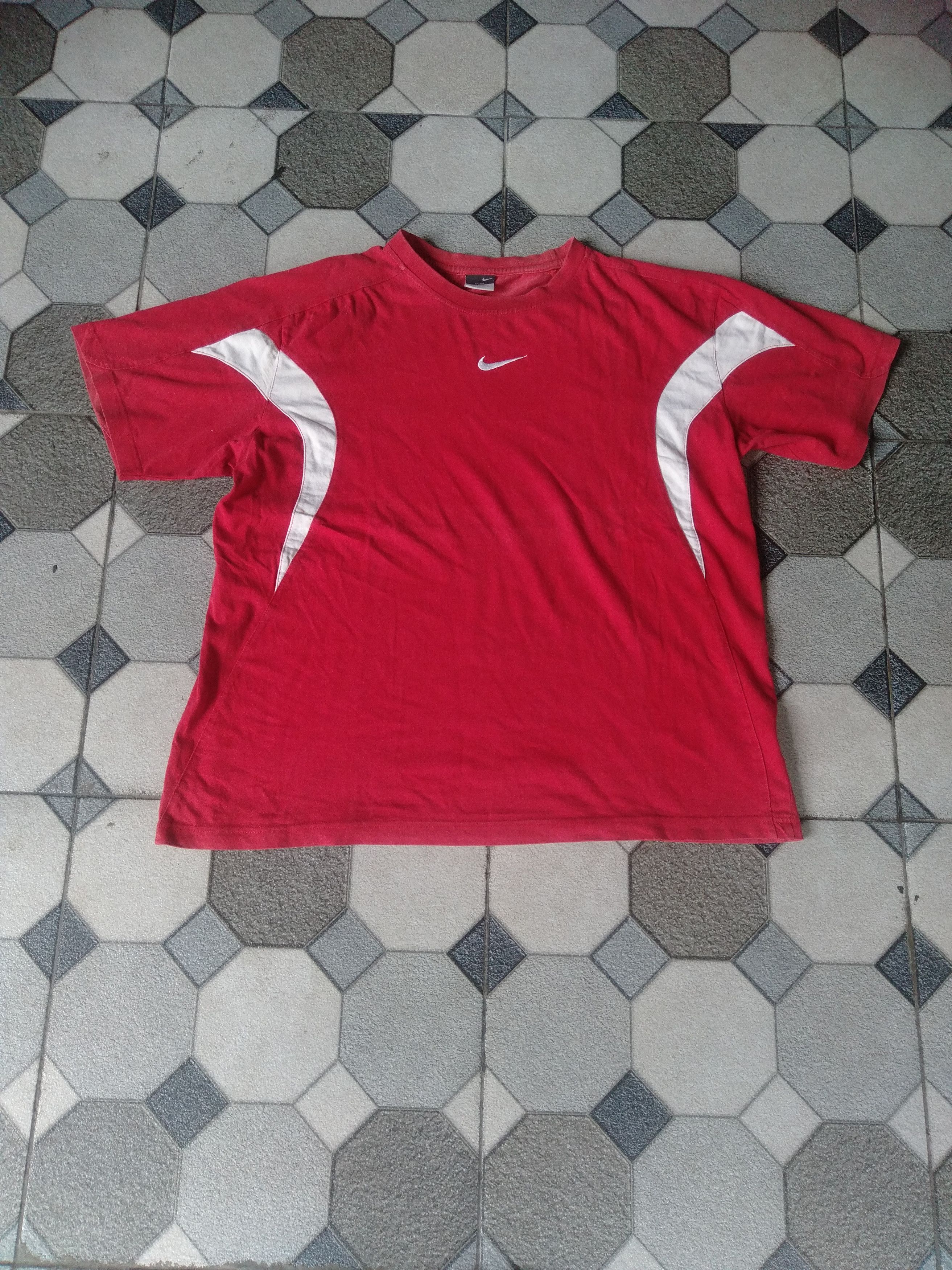 Nike Vintage Nike Team Tiempo Swoosh Tee Jersey Y2K Size US L / EU 52-54 / 3 - 3 Thumbnail