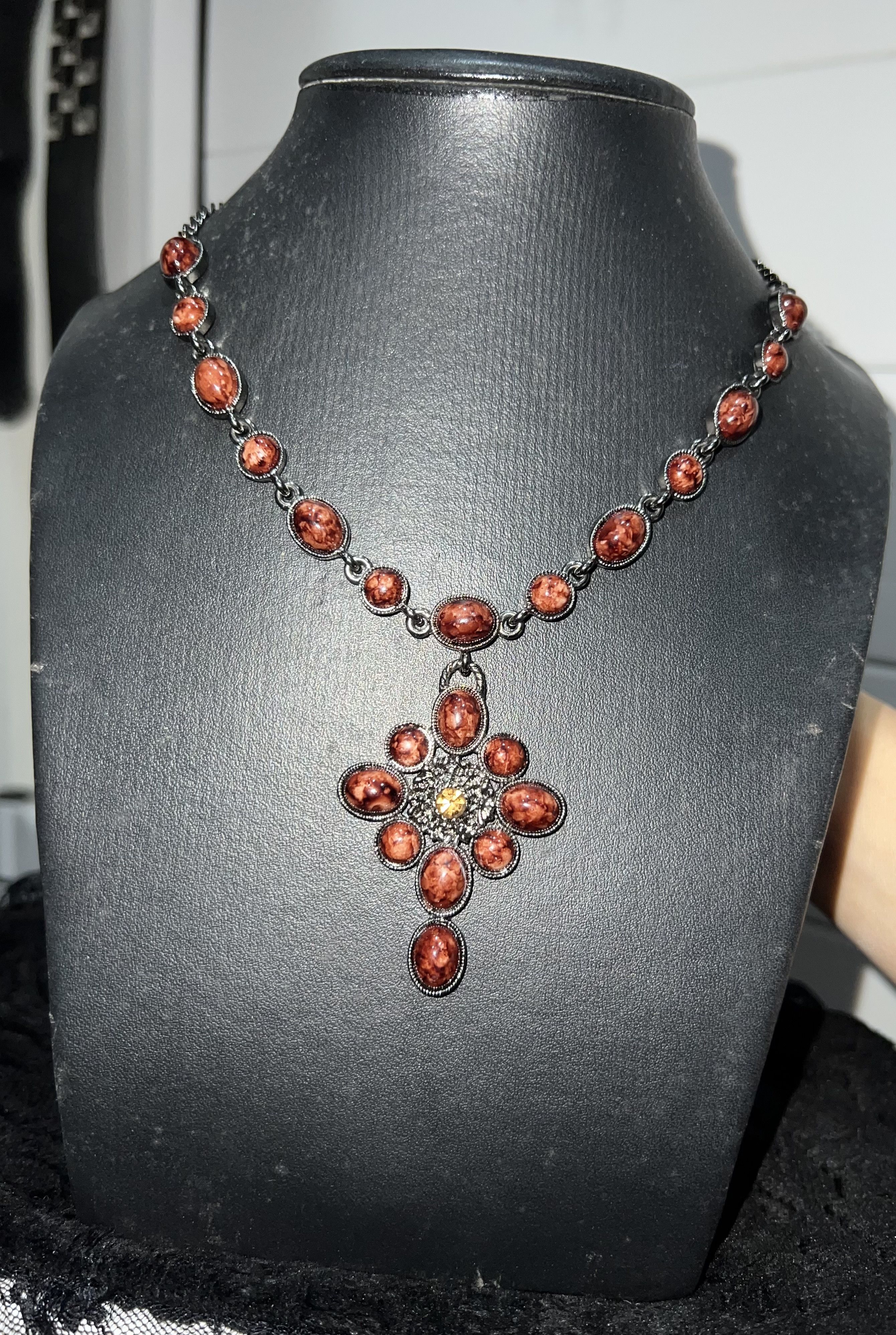 Other ➕Cross reddish spiny oyster stones necklace 🥀 Size ONE SIZE - 11 Thumbnail