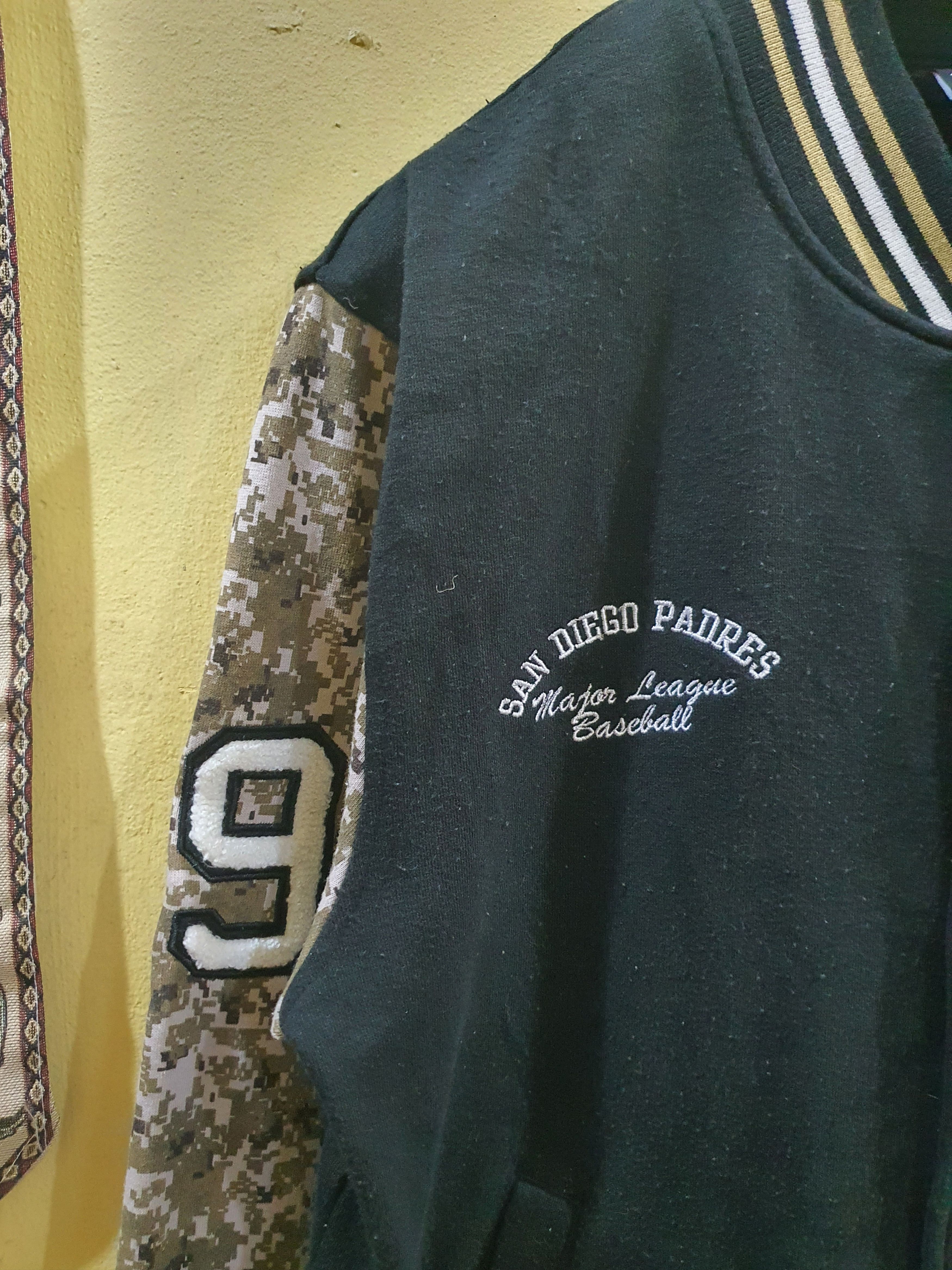 Majestic VIntage Majestic San Diego Padres varsity jacket Size US M / EU 48-50 / 2 - 4 Thumbnail