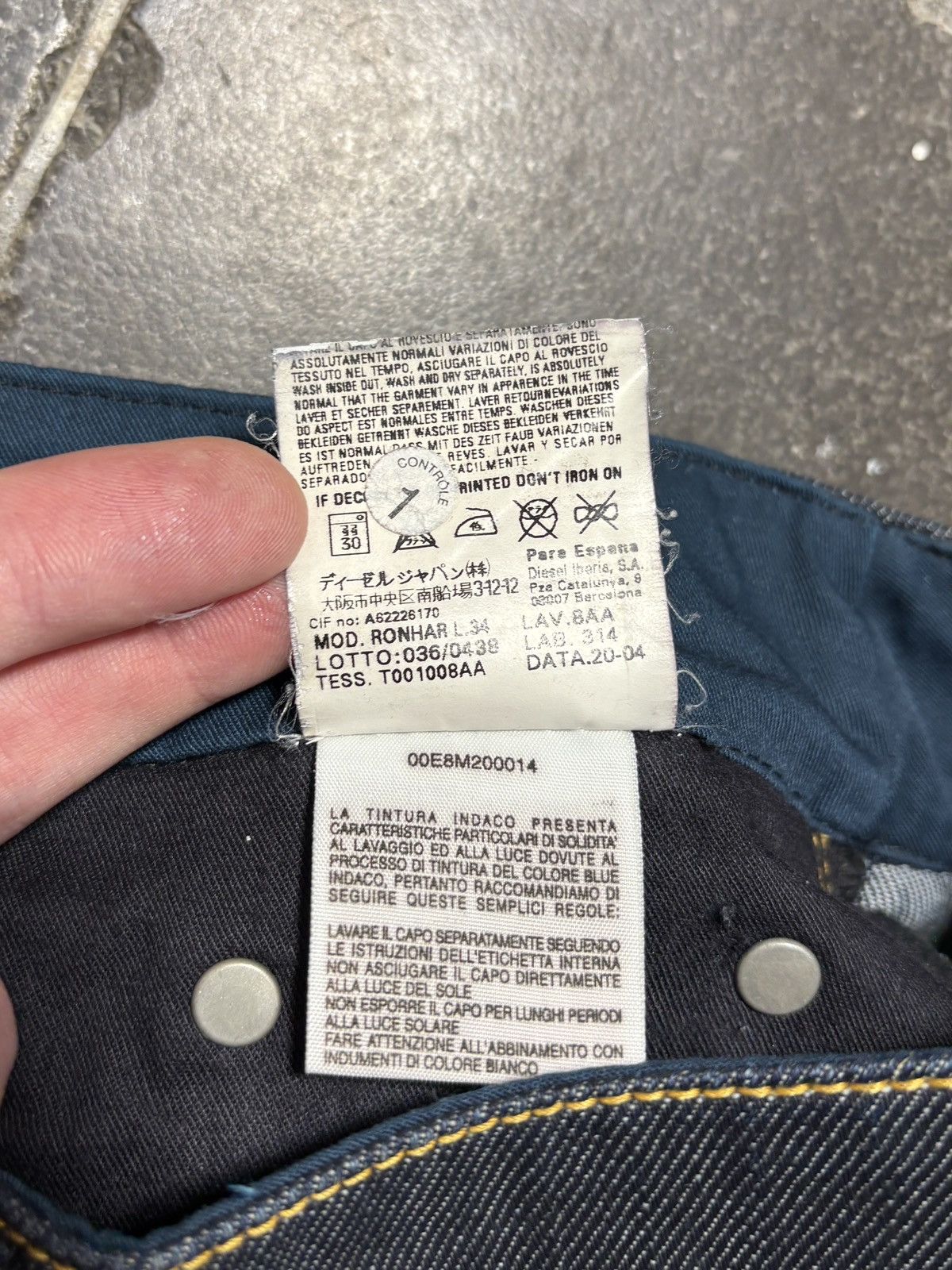 Diesel 2004 Diesel Jeans Ronhar Waxed Luster Slimane Flared VIntage Size US 31 - 13 Thumbnail
