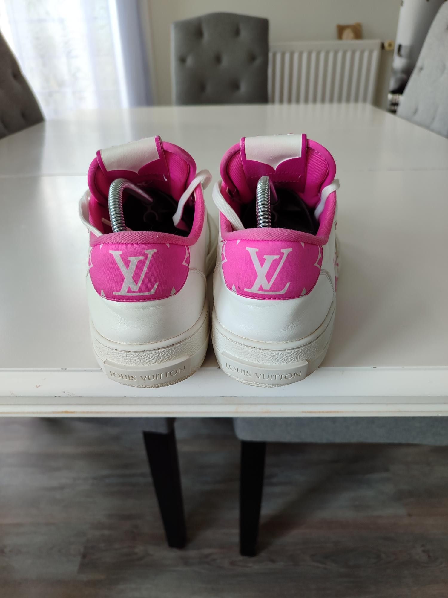 Louis Vuitton BASKETS LOUIS VUITTON CHARLIE Size US 9.5 / IT 39.5 - 2 Thumbnail