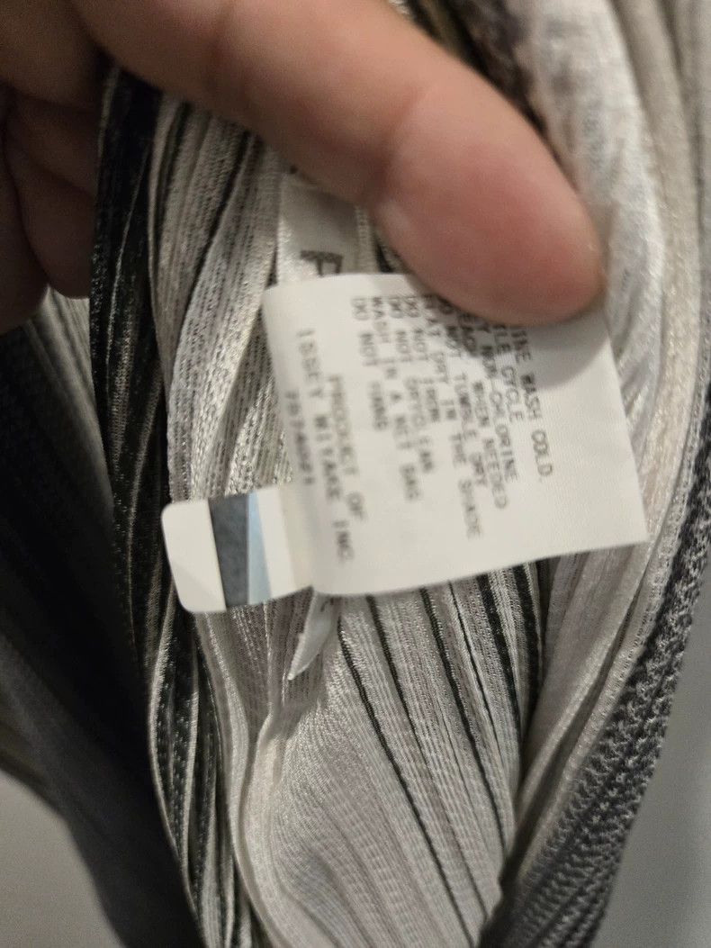 Issey Miyake Issey Miyake Striped pleated long coat Size XXL / US 16-18 / IT 52-54 - 4 Thumbnail