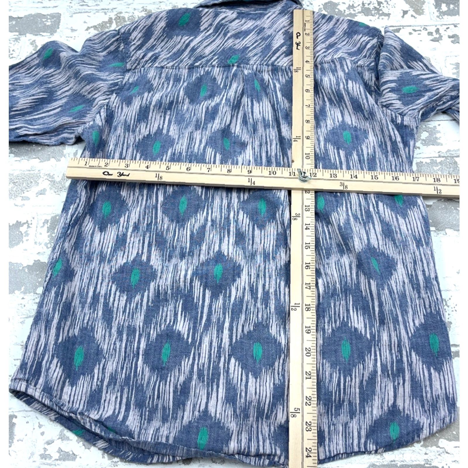 Ariat Ariat Western Shirt Women M Blue Button-Up Geometric Embroidered Southwestern Cowgirl Western Theme Mens? Size M / US 6-8 / IT 42-44 - 7 Thumbnail