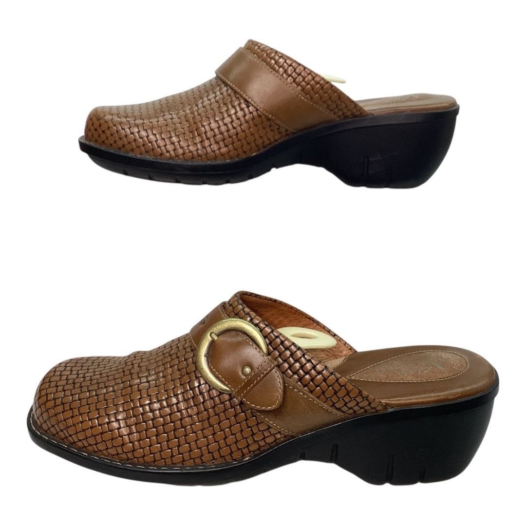 Clarks Clarks Artisan Brown Woven Leather Clogs Mules Slip-On Shoes Size US 8 / IT 38 - 2 Thumbnail