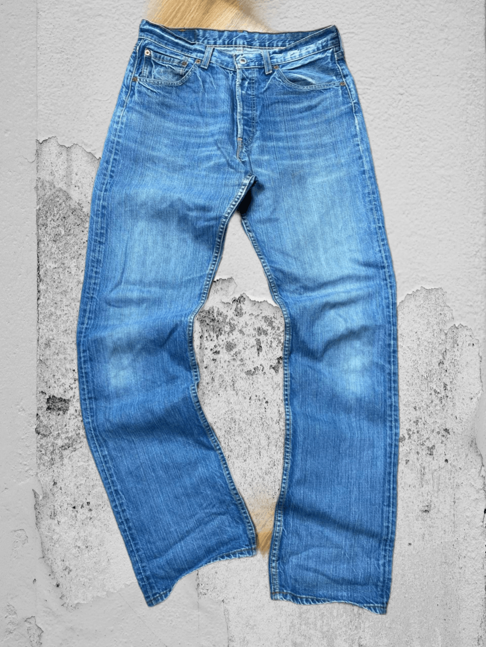 Levi's × Vintage Vintage 90s Levi’s 501 Boot Cut Made in USA Size US 32 / EU 48 - 1 Thumbnail