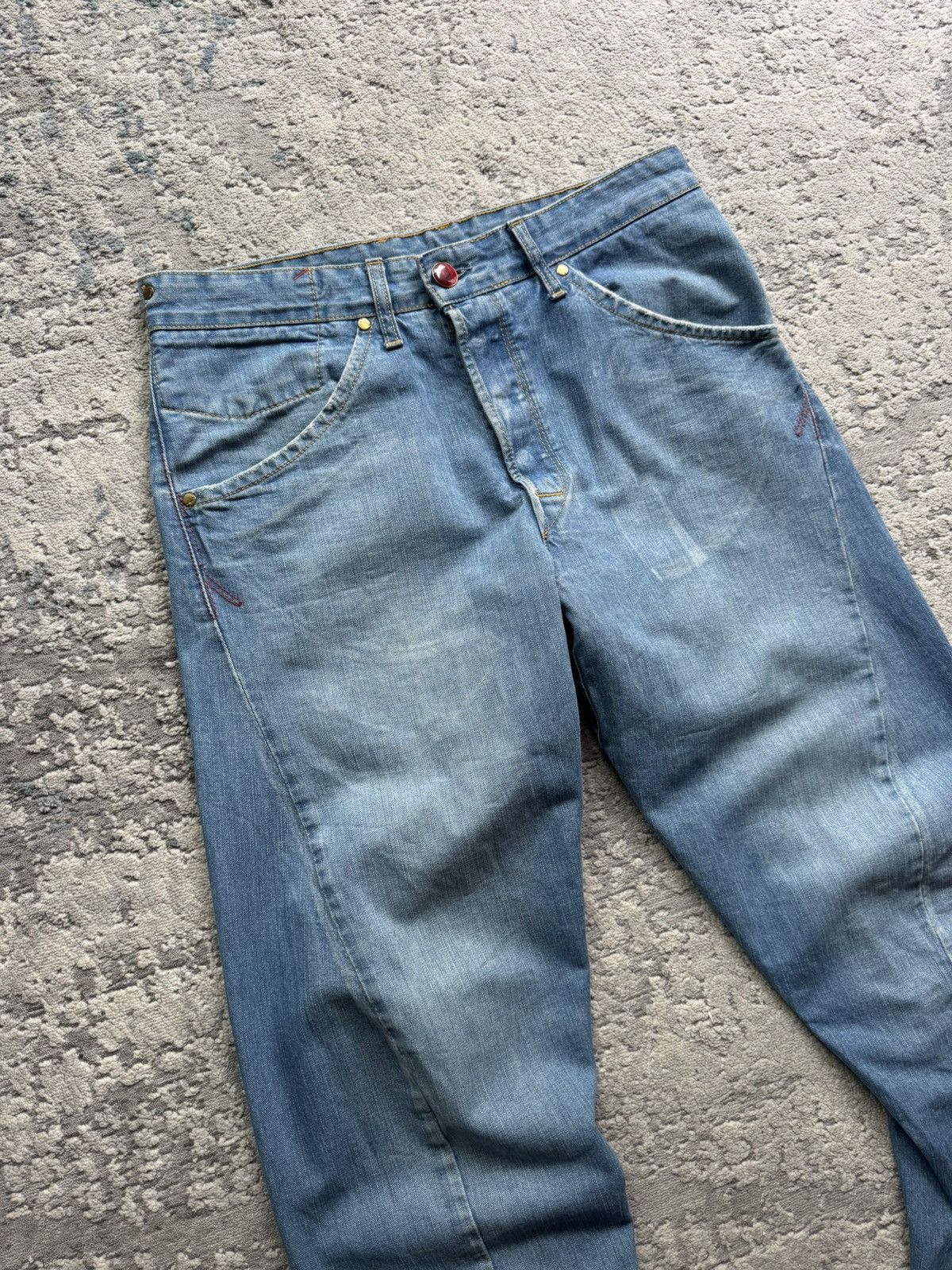 Levi's Vintage Clothing Levis Engineered Buckle Back Vintage Twisted Jeans 31x32 Size US 31 - 4 Thumbnail