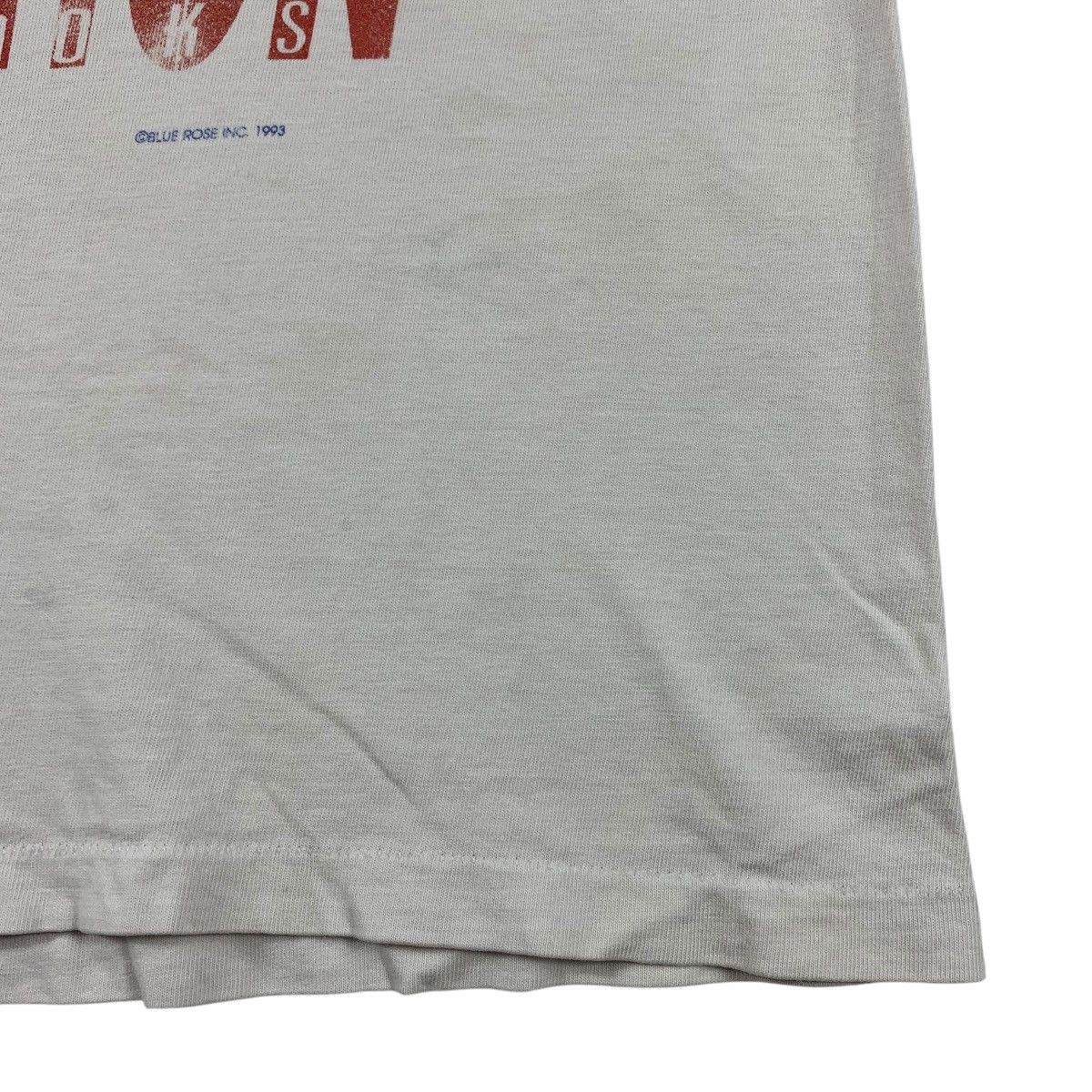 Band Tees Vintage distressed GARTH BROOKS American 1994 band tees Size US L / EU 52-54 / 3 - 9 Thumbnail