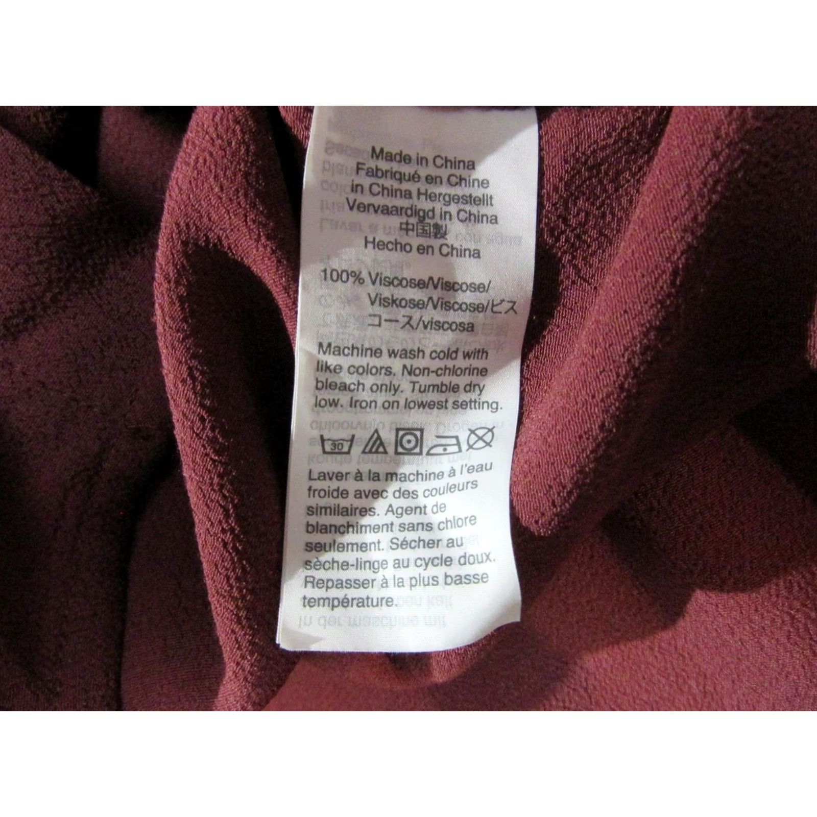 Madewell Madewell Shirt Womens Small Red Viscose Short Sleeve Button-Up Tunic High Low Abstract Size S / US 4 / IT 40 - 5 Thumbnail