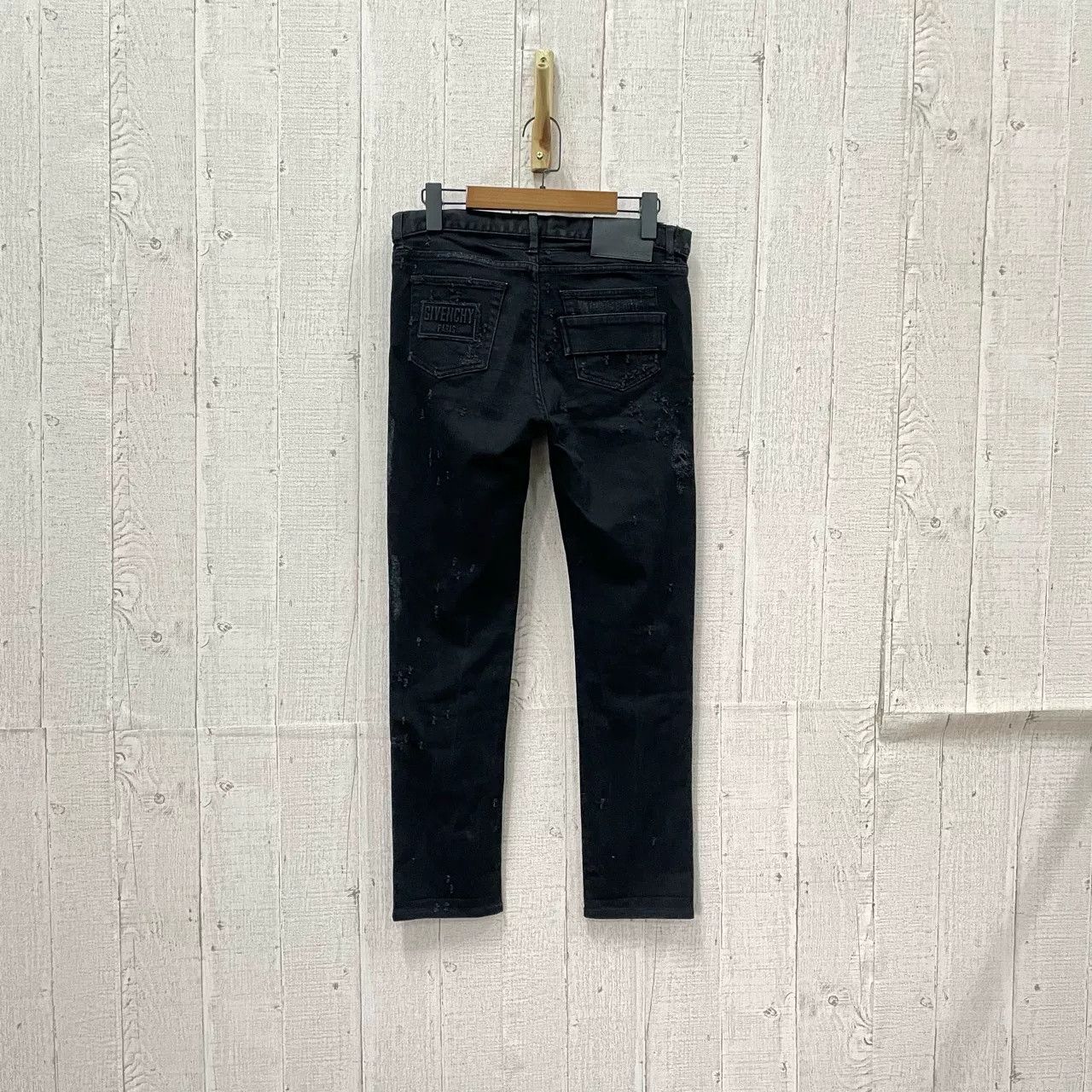 Givenchy Givenchy Distressed Jeans Size US 29 - 2 Thumbnail
