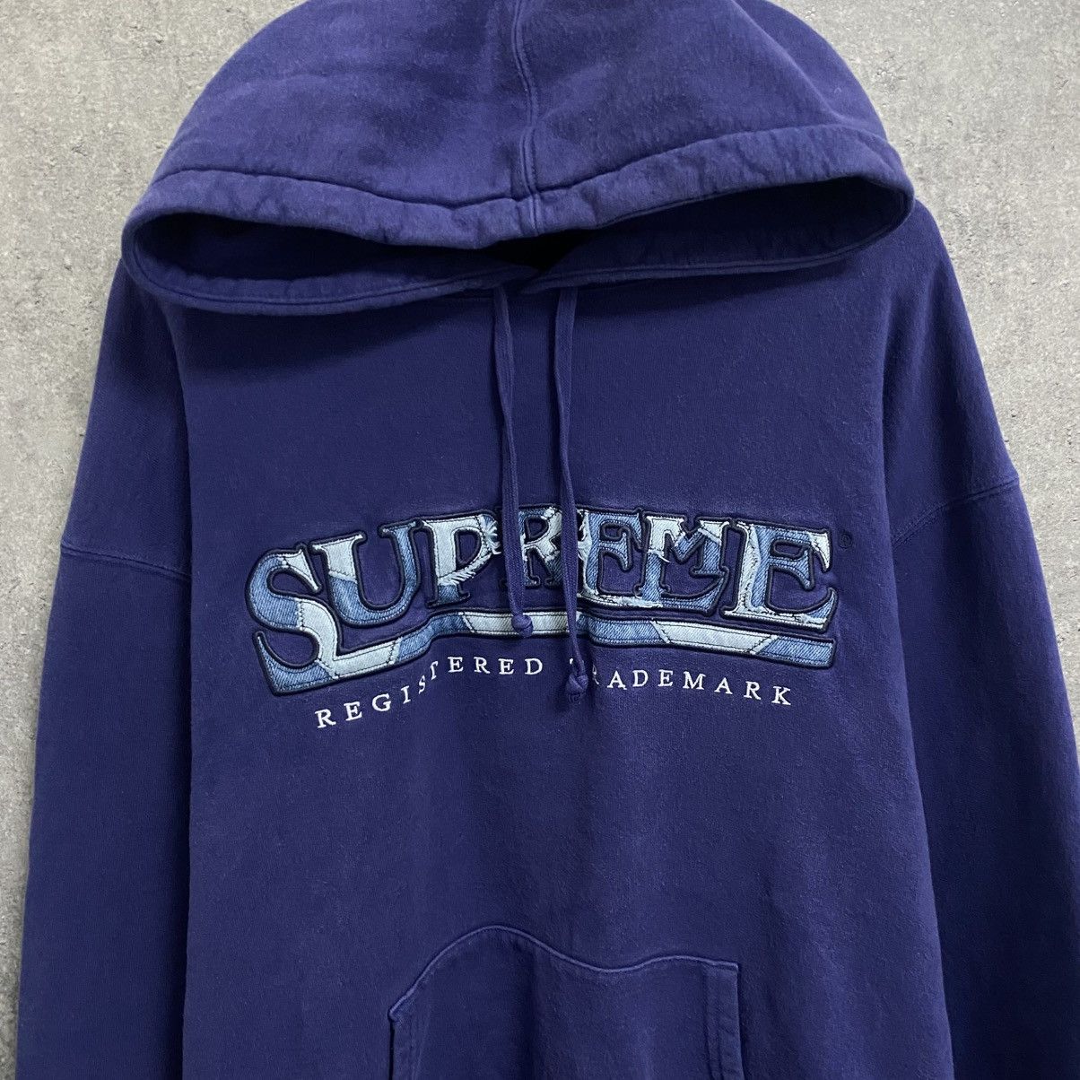 Supreme Vintage Supreme hoodie big logo Size US L / EU 52-54 / 3 - 5 Thumbnail