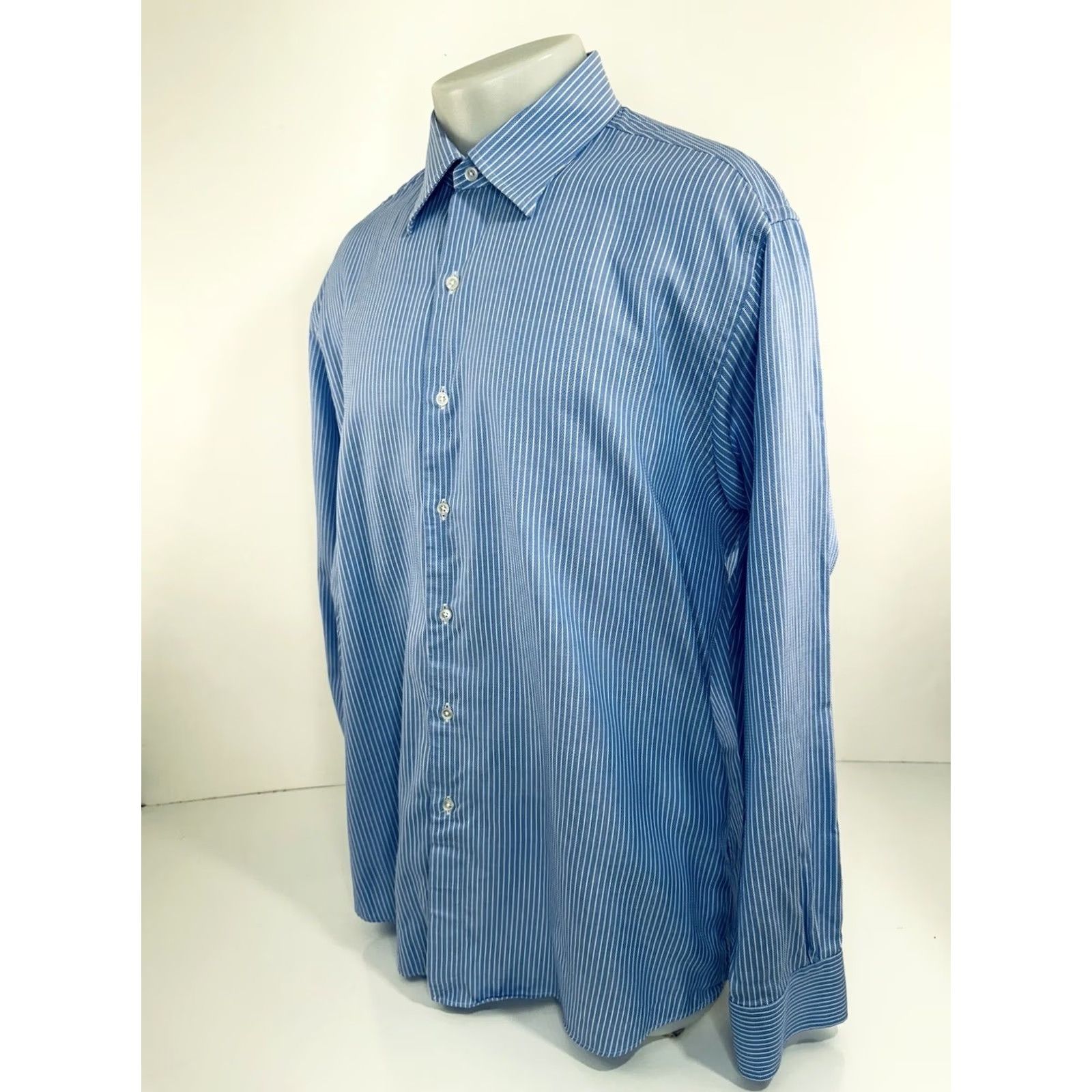 Brooks Brothers Brooks Brothers / Thomas Mason Striped Shirt Mens 17.5 35 Dress Shirt Long Sleeve Blue White Vintage? (if applicable) Mens Size US XXL / EU 58 / 5 - 3 Thumbnail