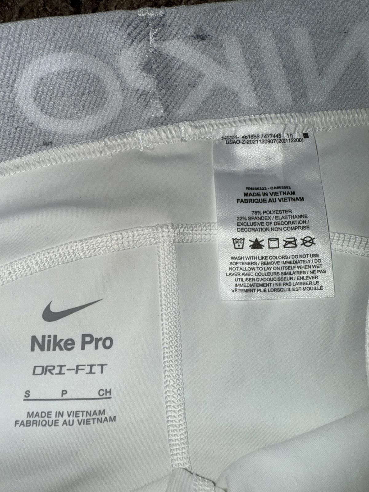 Nike Nike Pro Women's 3 Compression 365 Short Sample Size 28" / US 6 / IT 42 - 5 Thumbnail