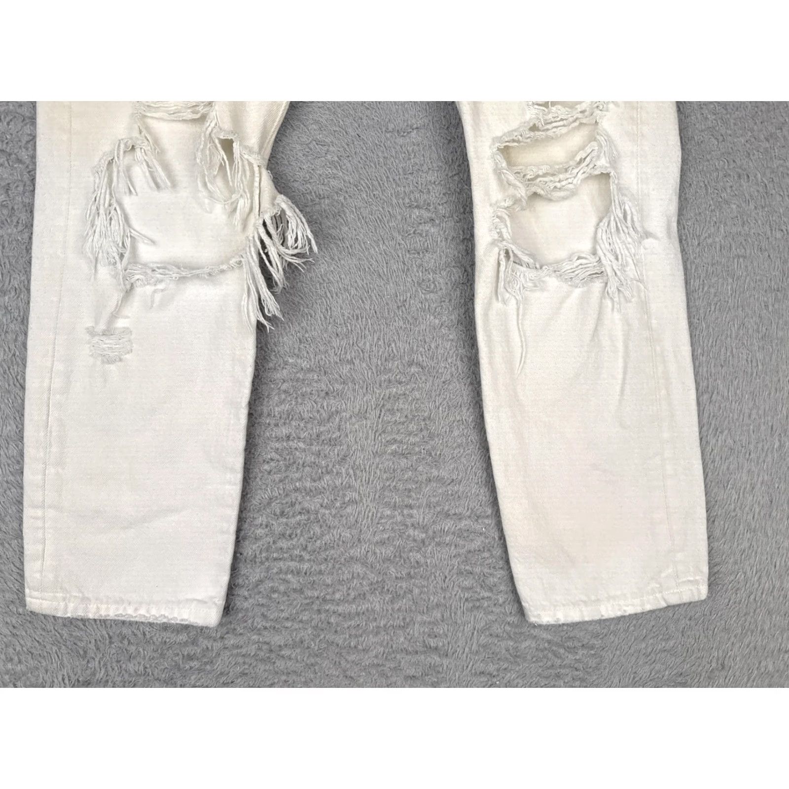 Levi's Levi's 501 Jeans Womens White Distressed Button Fly High-Rise 24x26 Straight Size 42" / US 20 - 2 Thumbnail