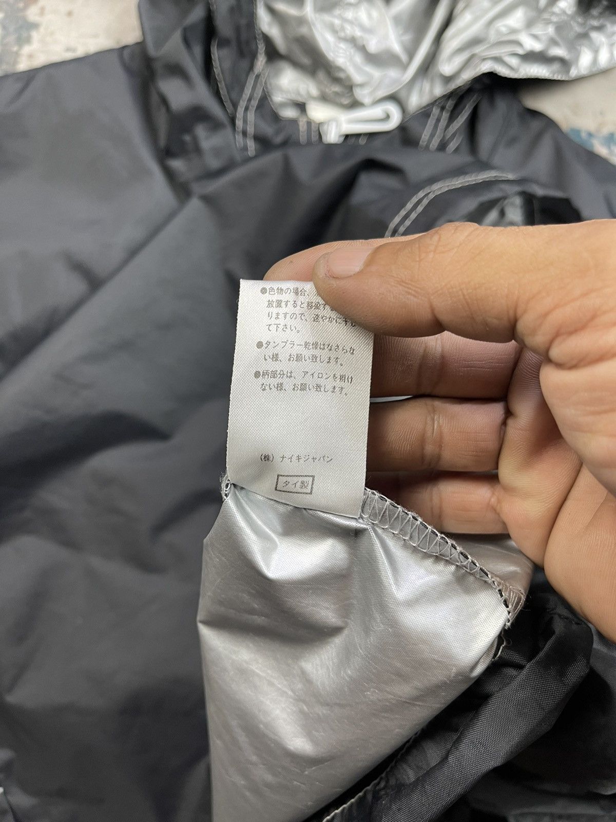 Nike Vintage 90s Nike Swoosh Anorak Back Hit Windbreaker Size US XL / EU 56 / 4 - 17 Thumbnail