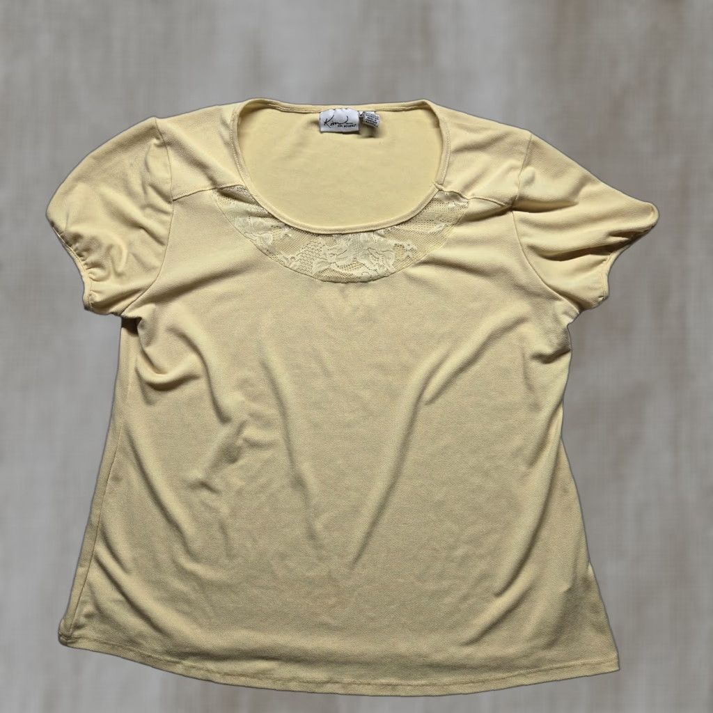Vintage VINTAGE Kim Rogers Shirt Women Short Sleeve Casual T-Shirt Yellow 90s Fall Crossword Size L / US 10 / IT 46 - 1 Thumbnail