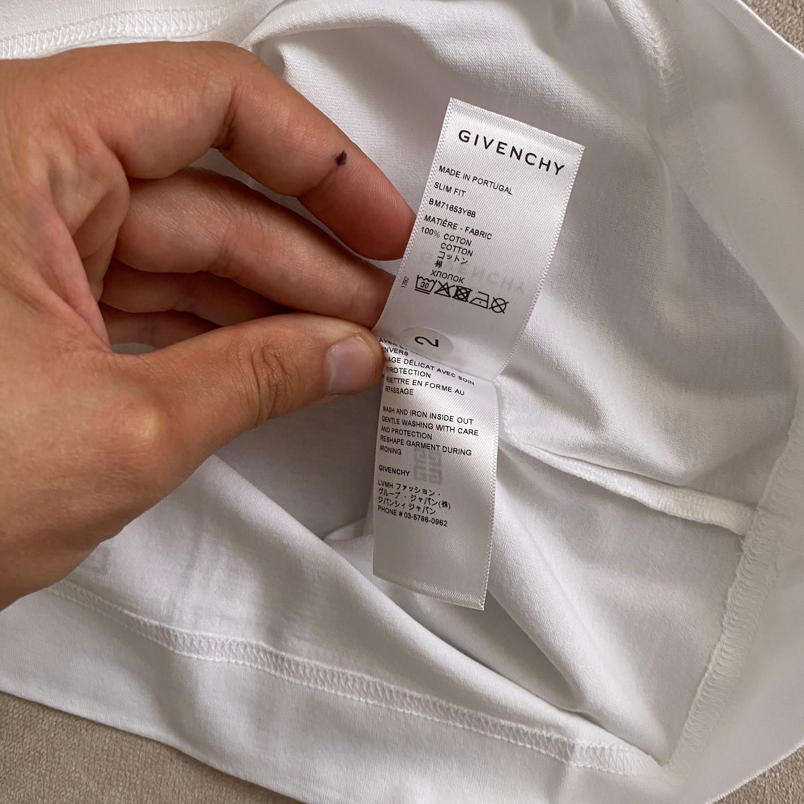Givenchy White Reverse Logo T-Shirt Size US S / EU 44-46 / 1 - 9 Thumbnail