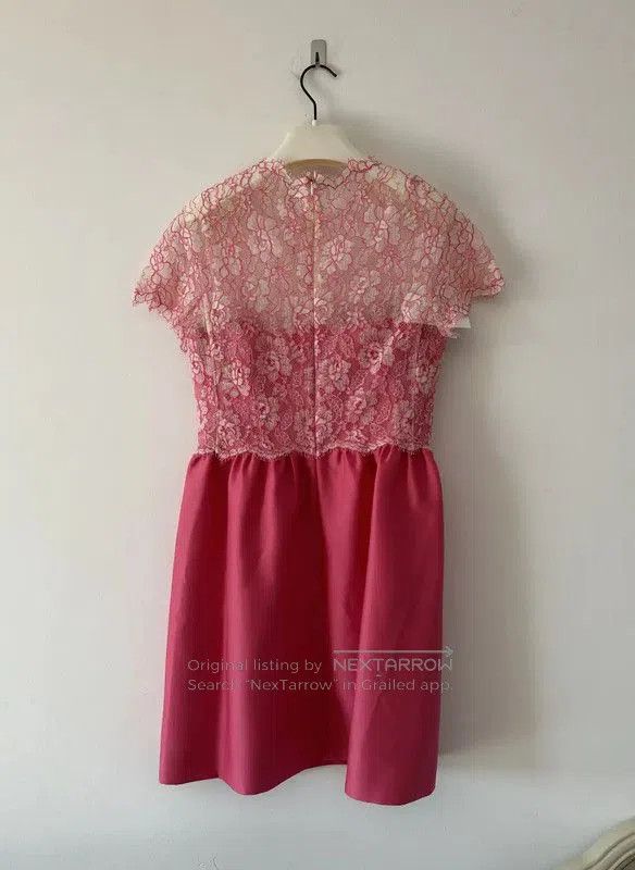 knee length dresses for ladies 1993 Valentino Blush Pink Silk & Sheer Chantilly-Lace Tiered Maxi Dress main image 0