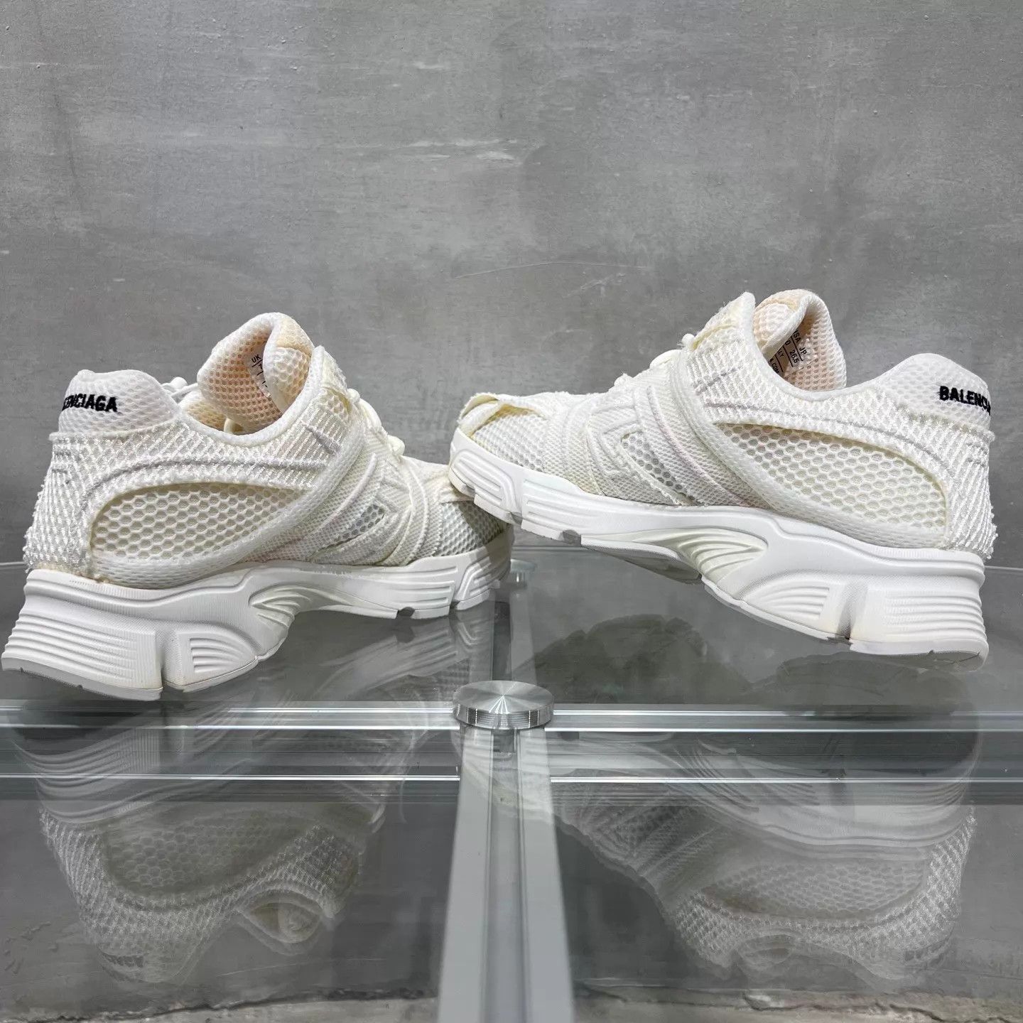 Balenciaga Balenciaga Phantom White Mesh Sneaker Size 40 Size US 7 / EU 40 - 5 Thumbnail