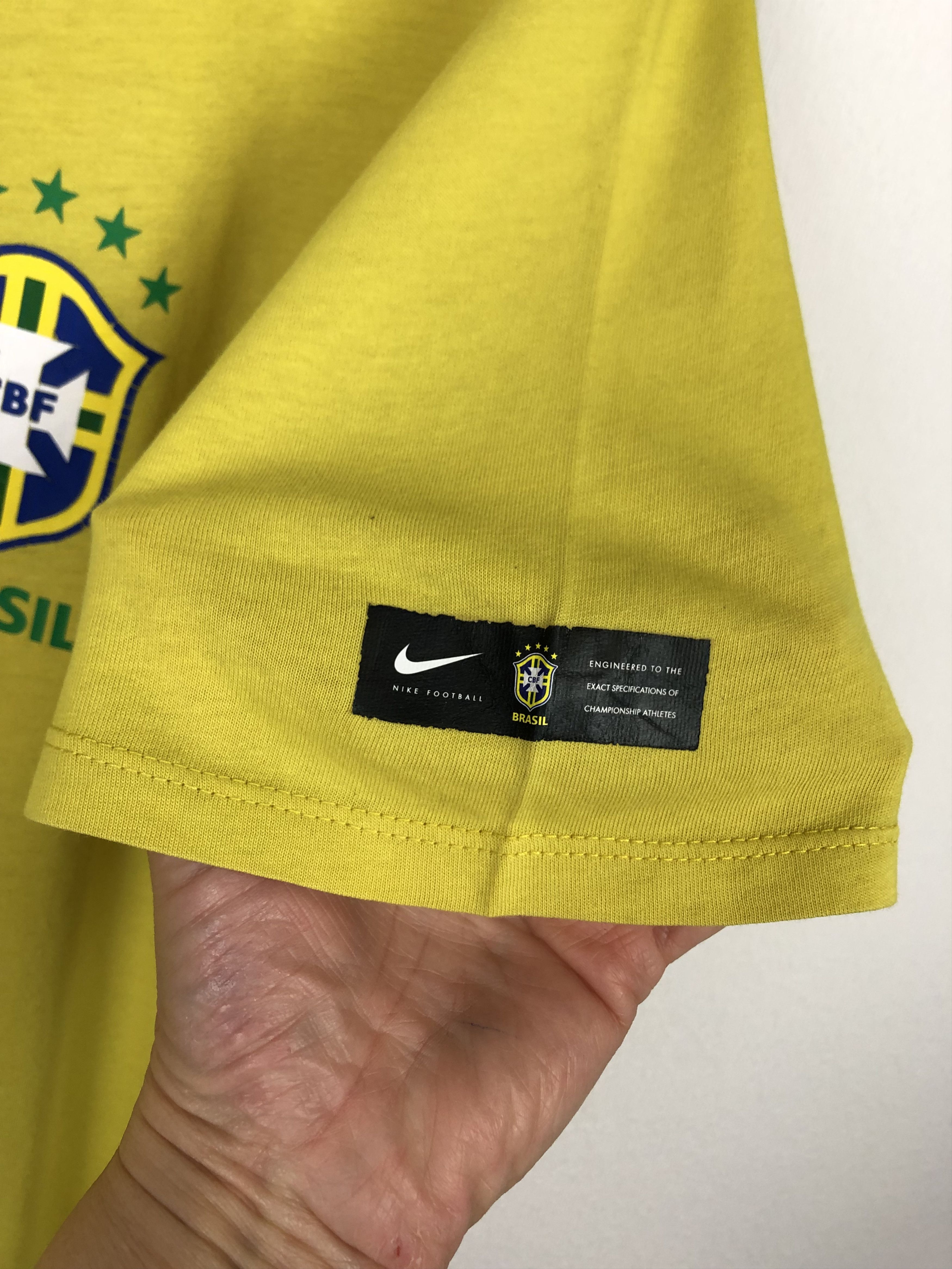 Nike Nike Brazil Football Shirt Soccer Yellow Jersey Mens Tee Size US M / EU 48-50 / 2 - 4 Thumbnail