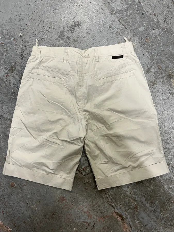 Prada × Vintage SS2007 Prada Light Beige Simple Shorts Size US 30 / EU 46 - 2 Thumbnail