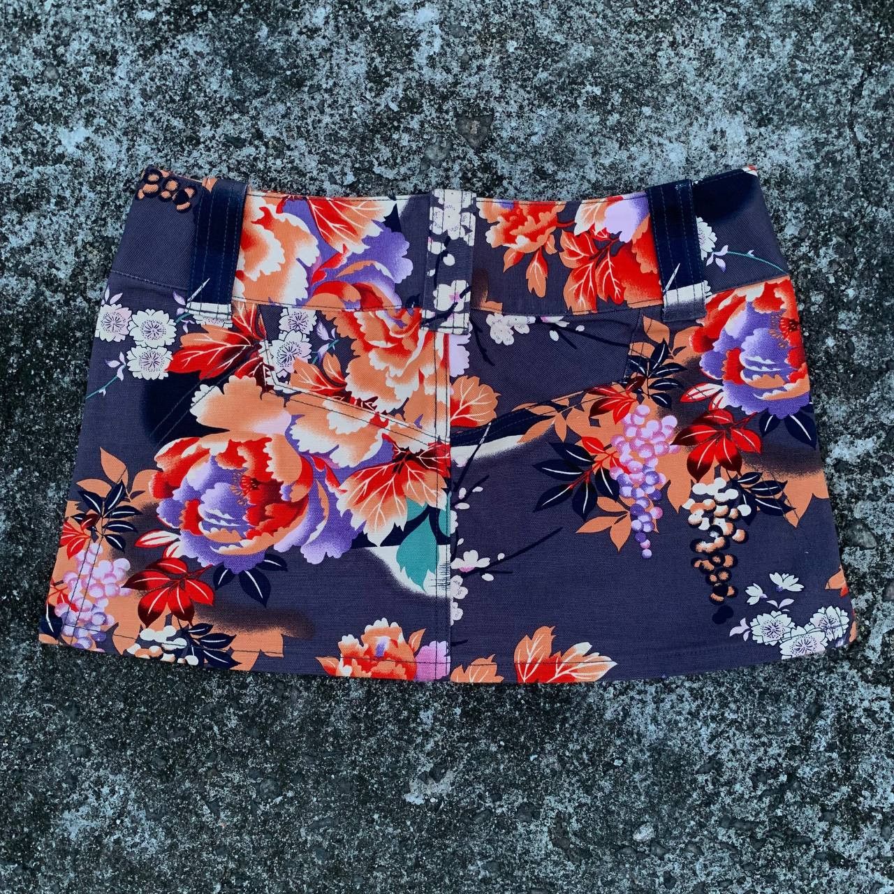 Japanese Brand Women Glamdy Japan Flora Skirt Floral Japanese brand Size 30" / US 8 / IT 44 - 2 Thumbnail