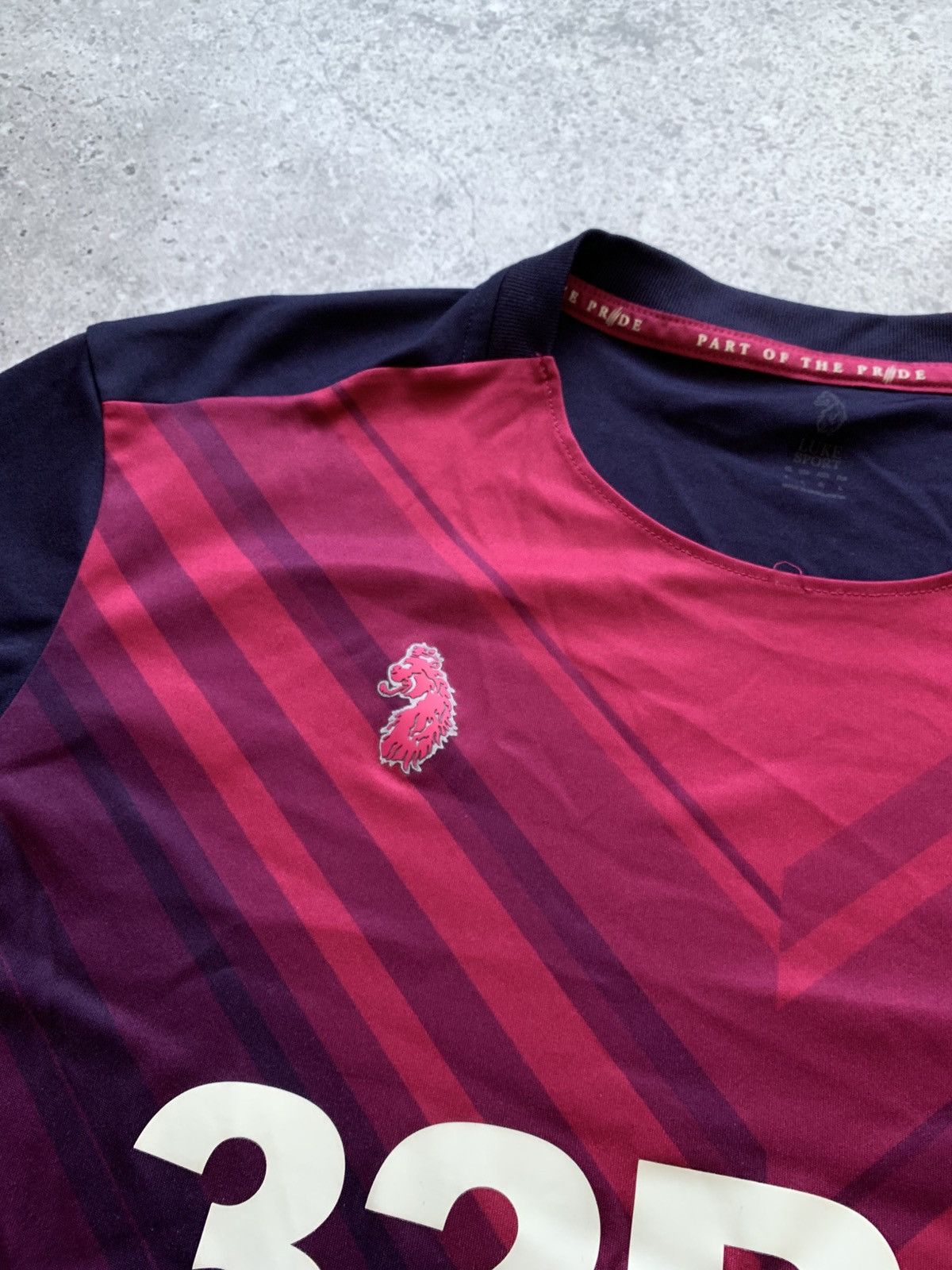 Other 🔥LUKE SPORT ASTON VILLA 2018/2019 THIRD SOCCER JERSEY Size US XL / EU 56 / 4 - 6 Thumbnail