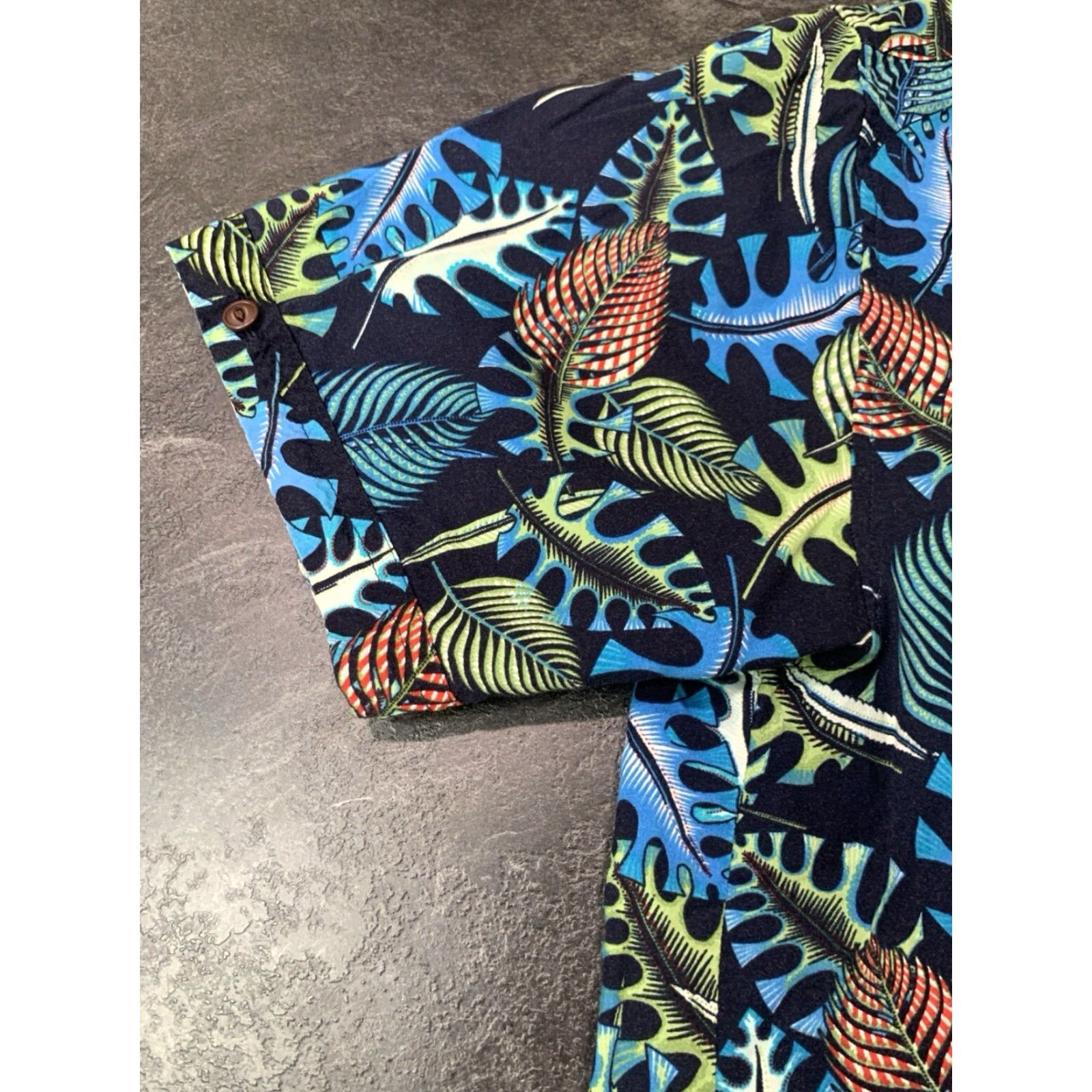 Cubavera VINTAGE Cubavera Hawaiian Shirt Men Medium Blue Floral Short Sleeve Pullover Rayon M Size US M / EU 48-50 / 2 - 5 Thumbnail