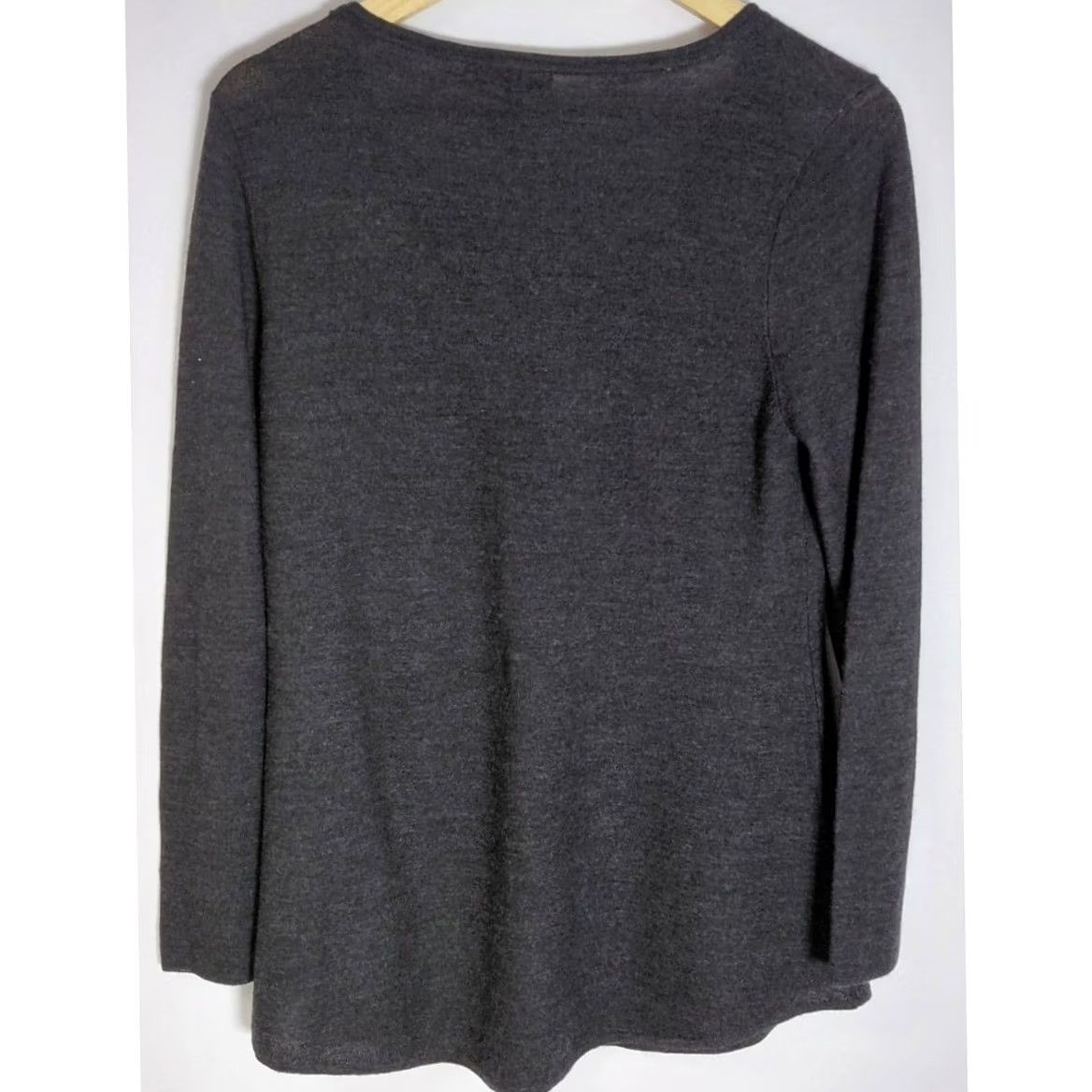 Eileen Fisher NWT EILEEN FISHER 100% Merino Wool Sweater Gray Solid Knit Women Size M V-Neck Pullover Casual Workwear Size M / US 6-8 / IT 42-44 - 2 Thumbnail