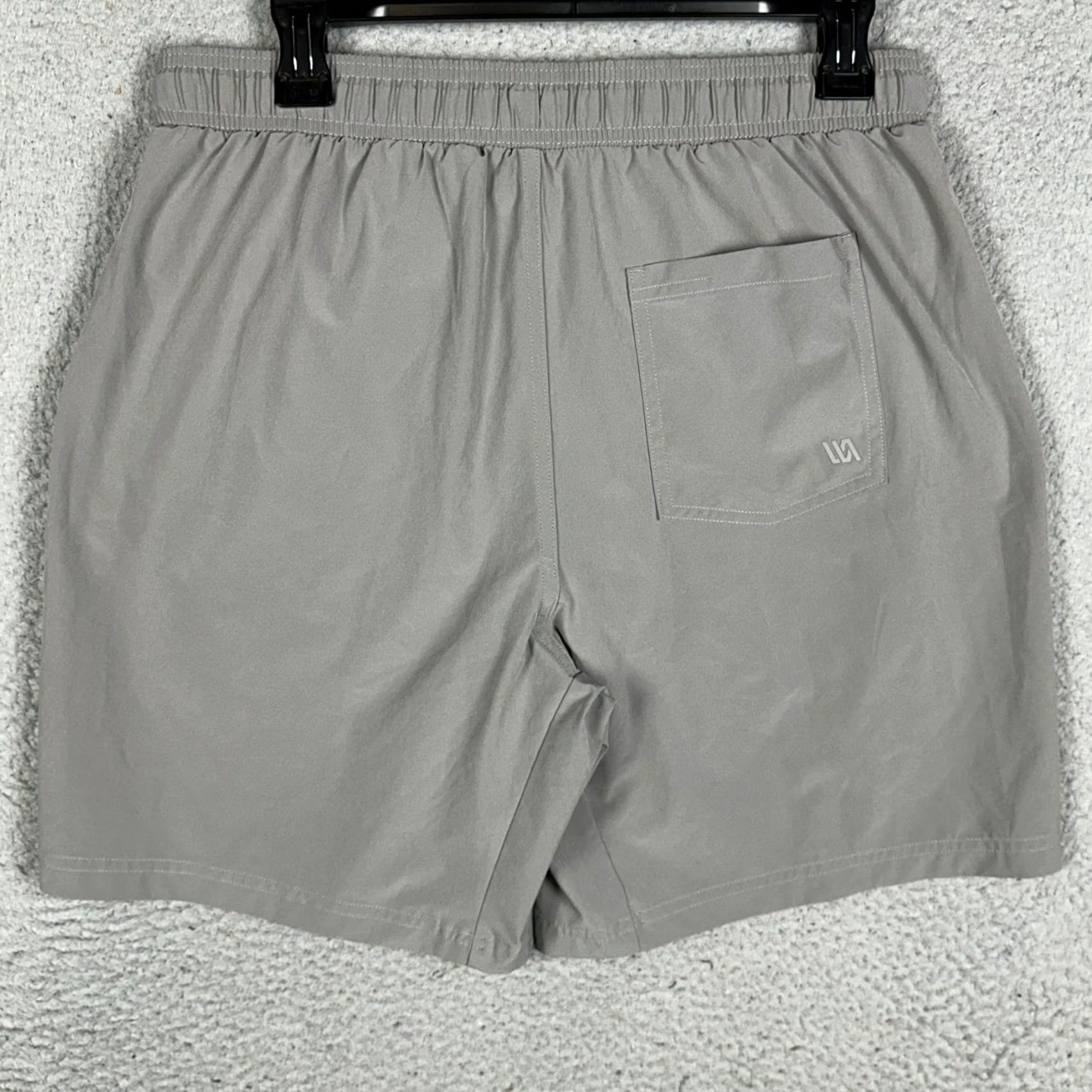 Vintage VRST Shorts Mens M Gray Athletic Lined Training Elastic Waist EUC Pockets Moisture Wicking Inseam 6.5 in Drawstring Sporty Casual Activewear Size US 31 - 2 Thumbnail