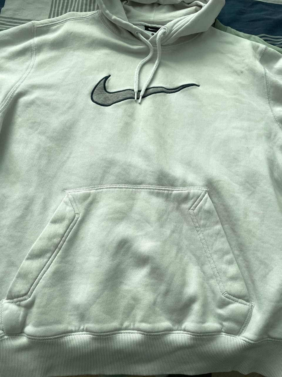 Nike Nike Rare Big Center Swoosh Logo Streetwear sk8 Size US M / EU 48-50 / 2 - 2 Thumbnail