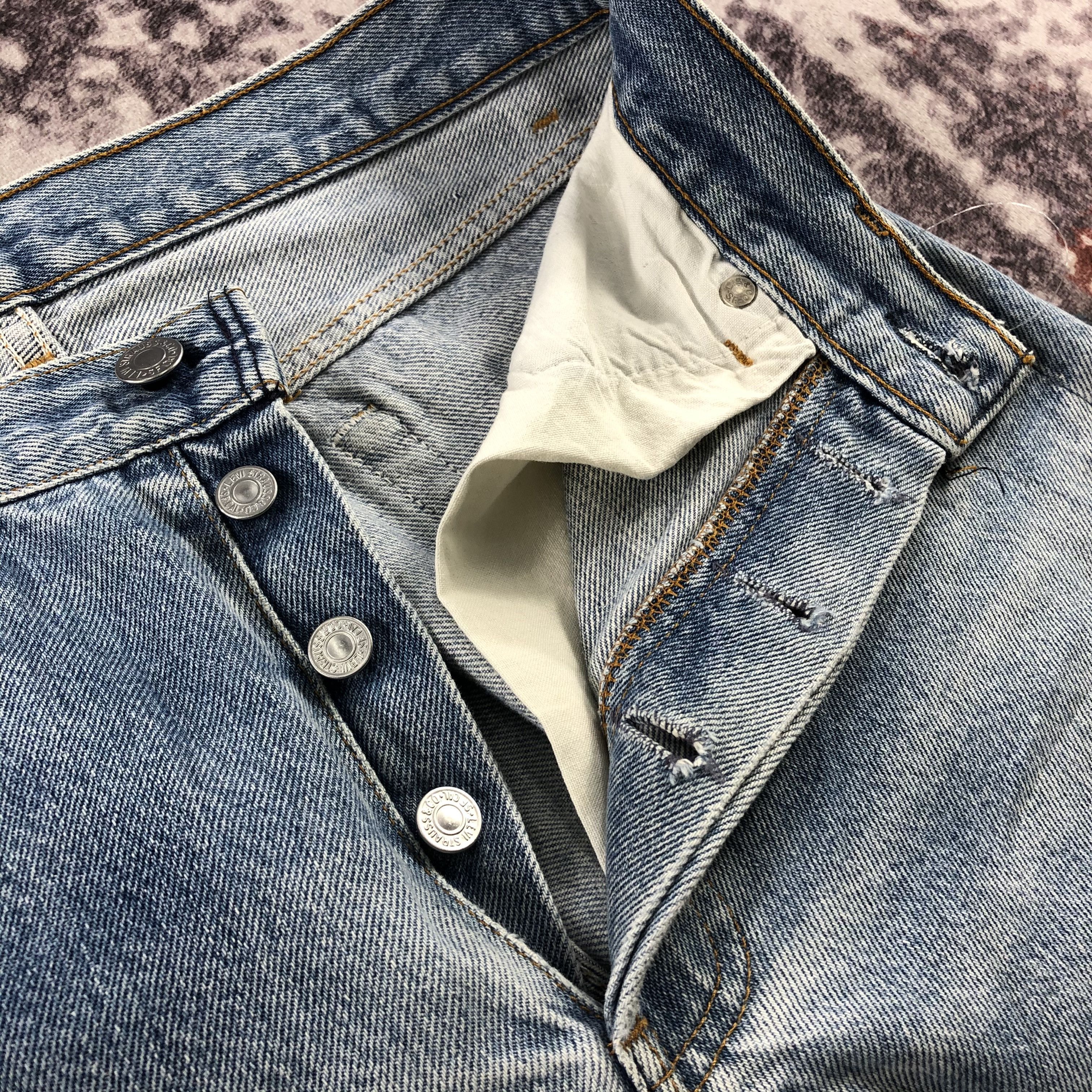 Levi's × Vintage Vintage 90s Ripped Levis 501 Jeans-JM2709 Size US 29 - 8 Thumbnail