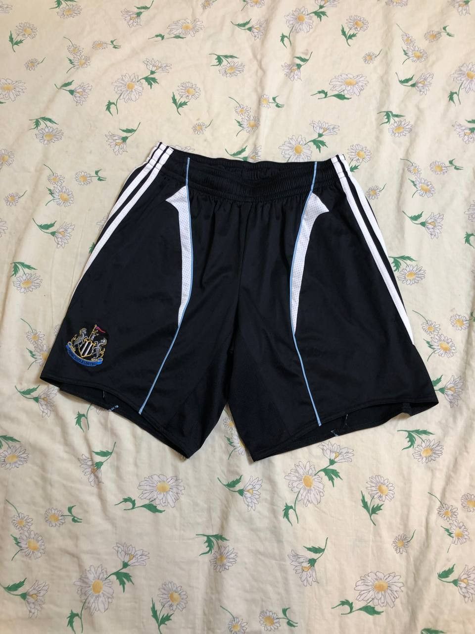 Adidas Rare Newcastle United Home Football Shorts Adidas Size US 30 / EU 46 - 1 Thumbnail
