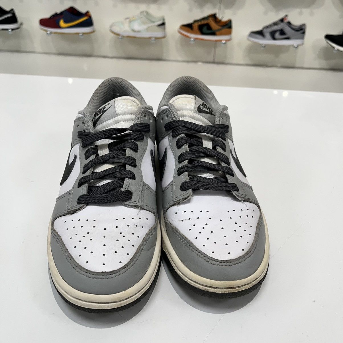 Nike Nike Dunk Low Light Smoke Grey (W) Size US 8 / IT 38 - 10 Thumbnail