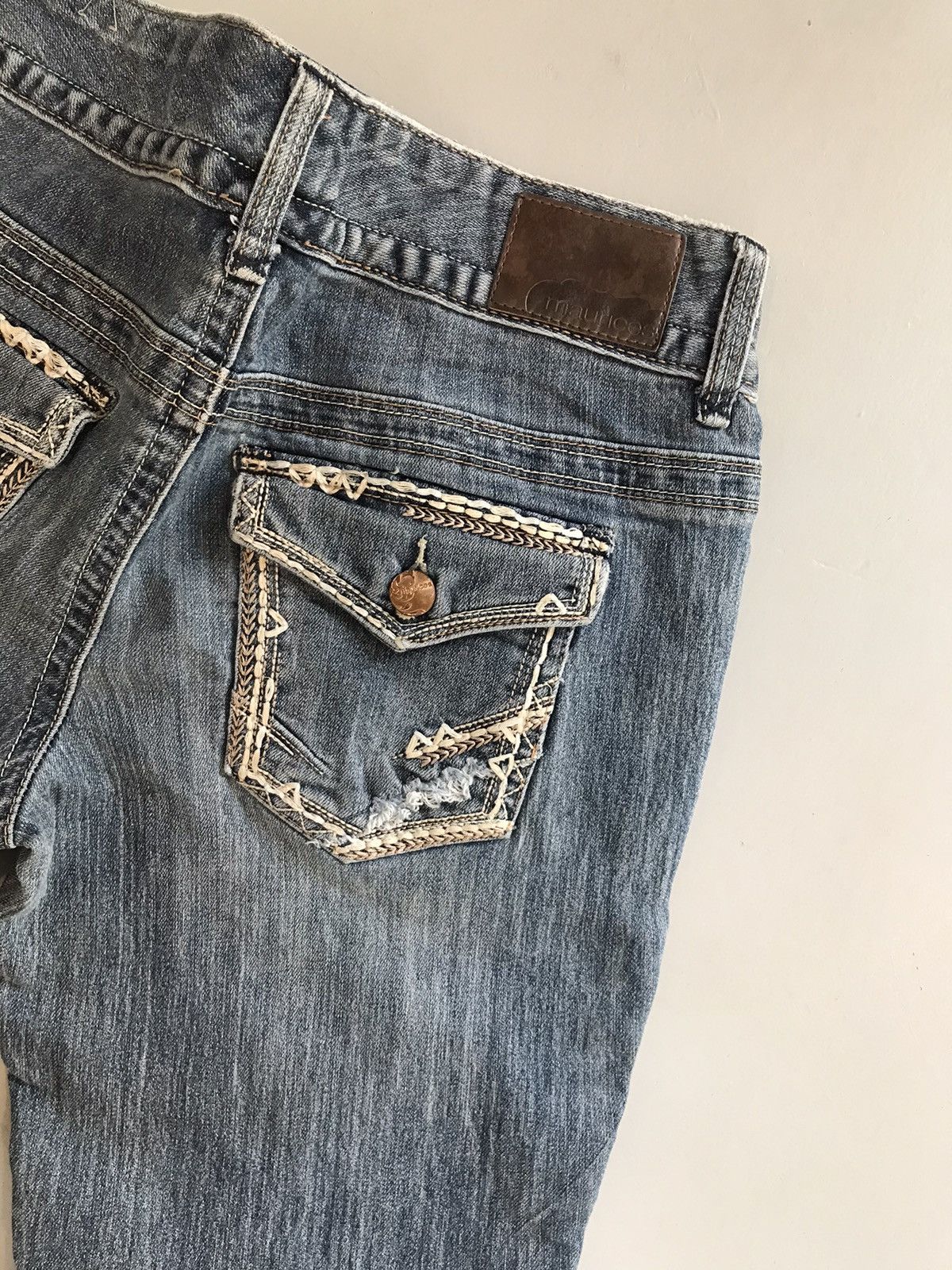 JNCO Vintage Maurice’s embroidered denim Size 32" / US 10 / IT 46 - 12 Thumbnail