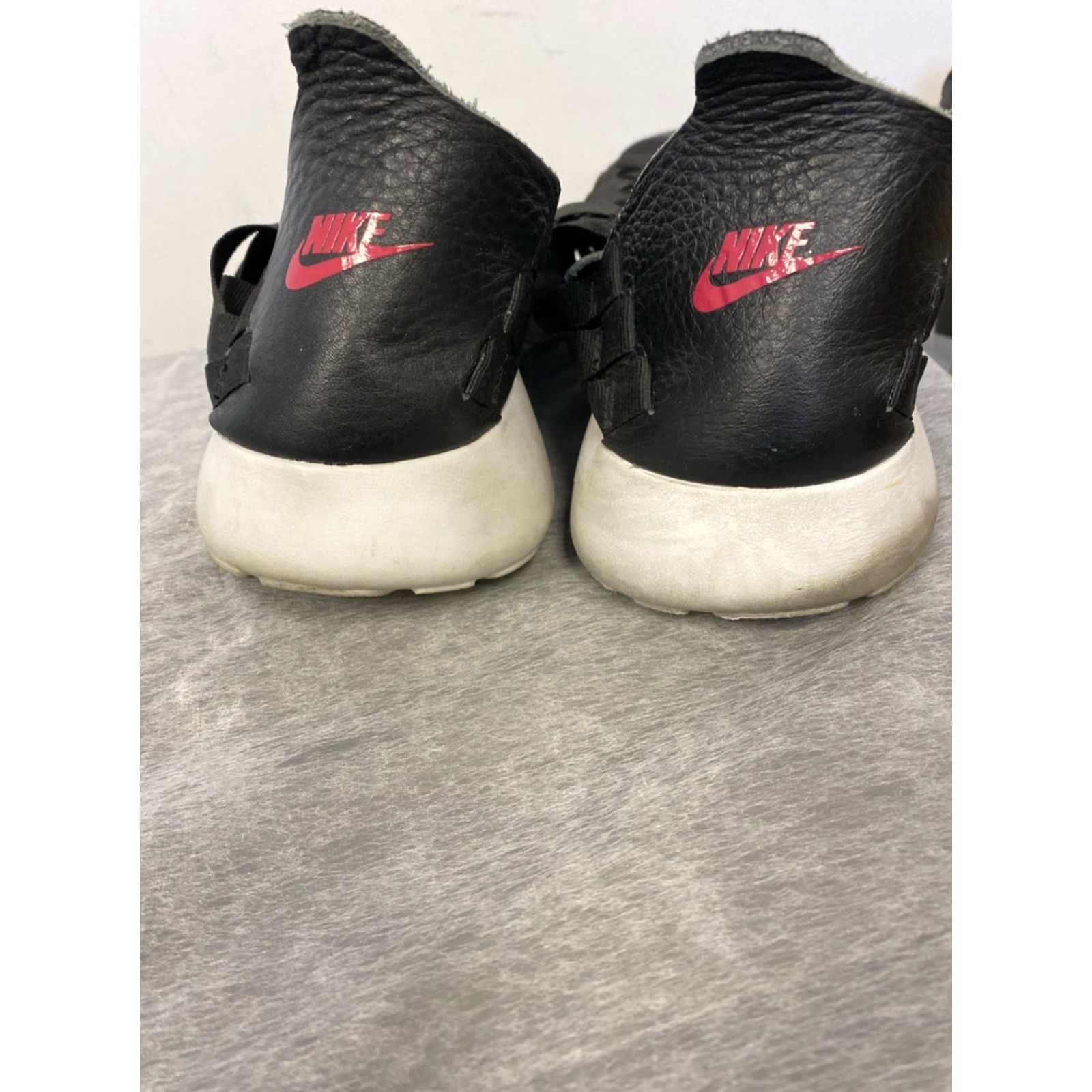 Nike 2014 Nike Roshe Run Woven Men’s 11.5 Black Nike Roshe Run Sneaker Mens Size 11.5 Woven Black 2014 Size US 12 / EU 45 - 5 Thumbnail