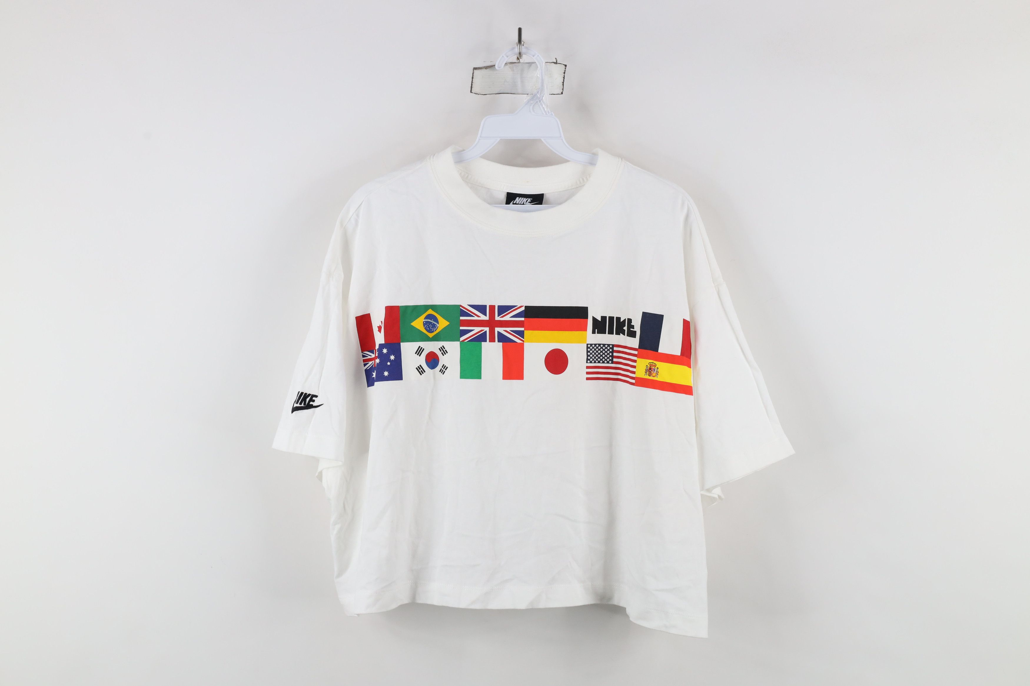 Nike × Vintage Nike Sportswear World Flags Cropped Short Sleeve T-Shirt Size XL / US 12-14 / IT 48-50 - 1 Thumbnail