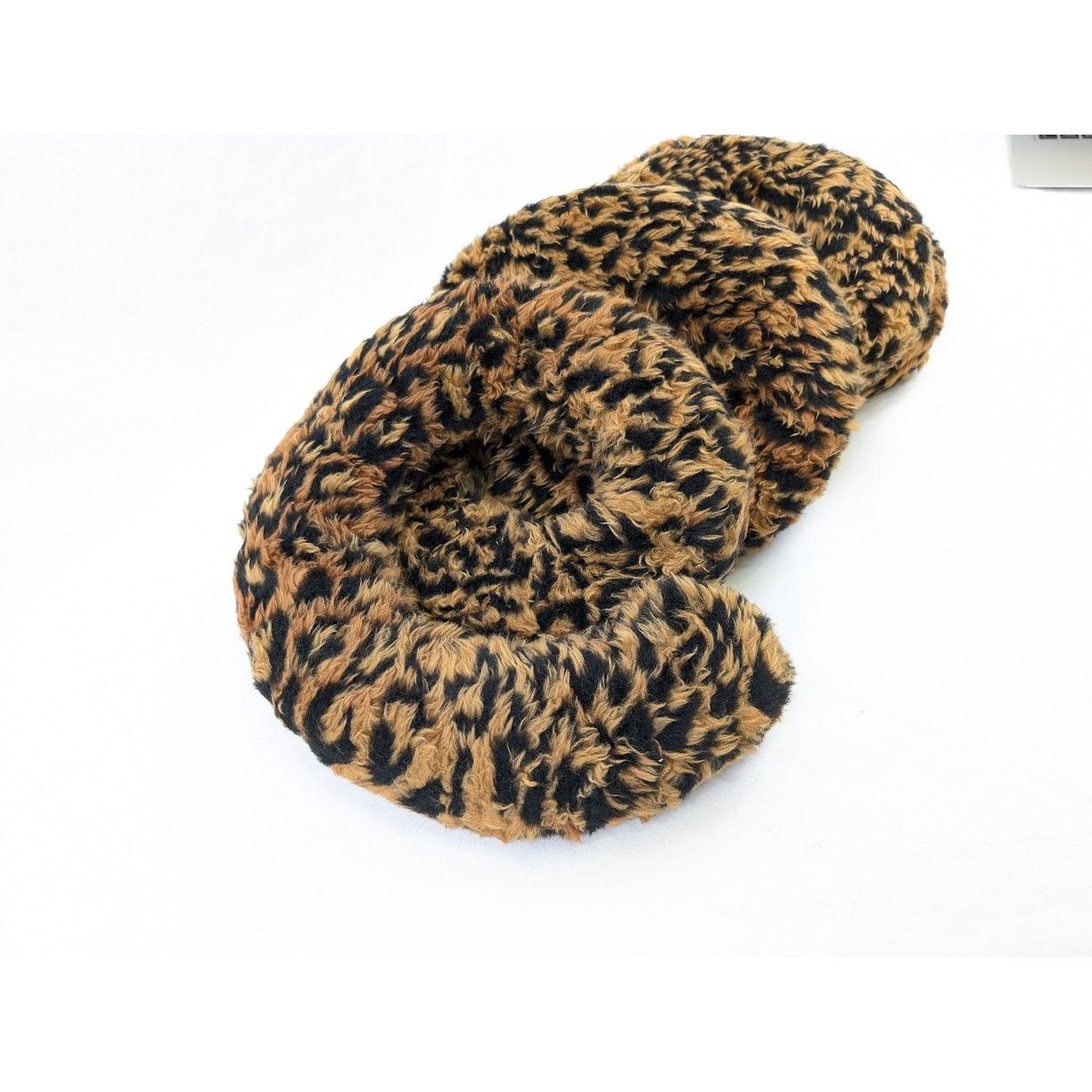 Balenciaga o1rshd1 Size: OS / Fake Fur Wire Scarf in Beige / Brown Size ONE SIZE - 5 Thumbnail