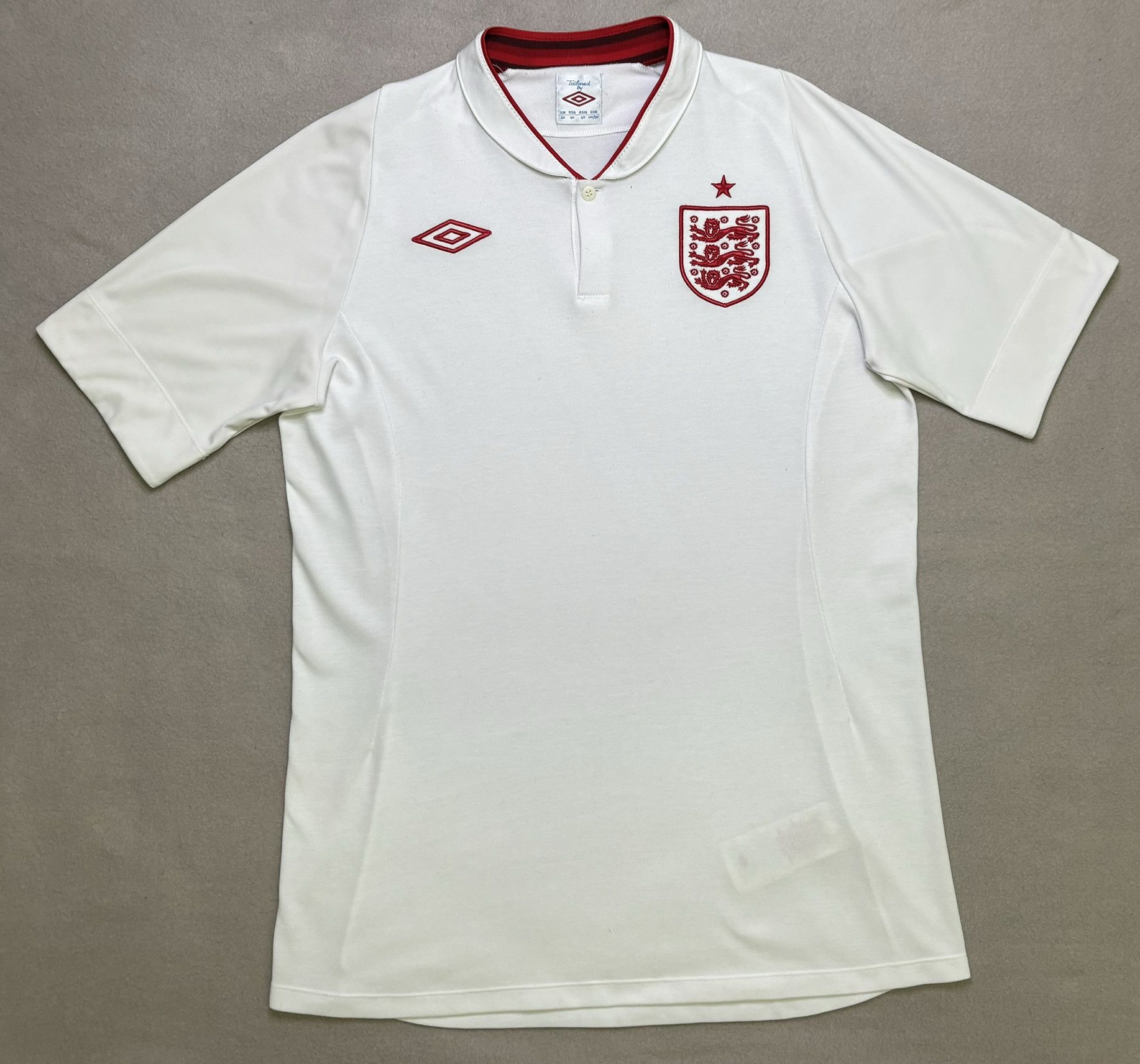 Umbro England 2012 #7 Umbro Football Jersey Size M/L Size US L / EU 52-54 / 3 - 5 Thumbnail
