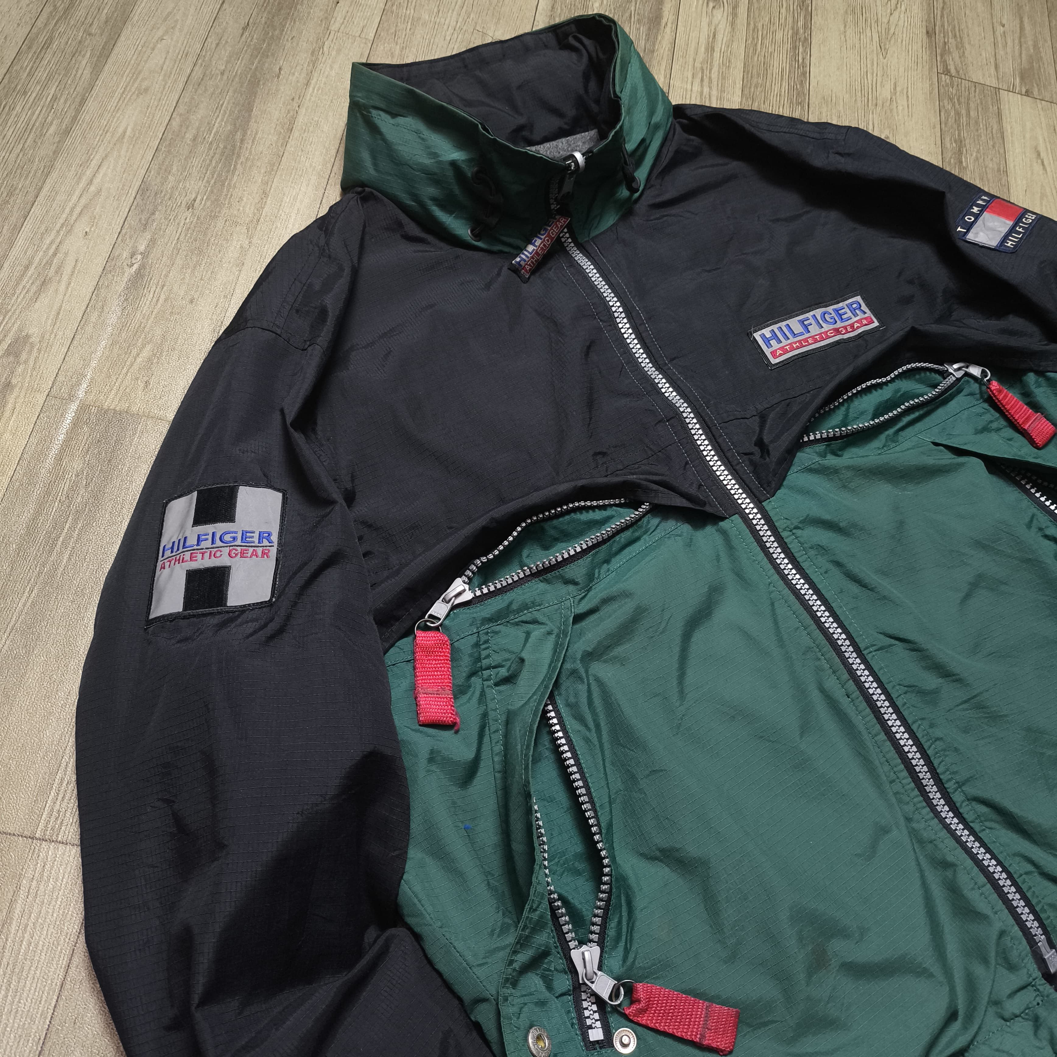 Tommy Hilfiger Vintage 90s Reversible Tommy Hilfiger Athletic Gear Jacket Size US M / EU 48-50 / 2 - 8 Thumbnail