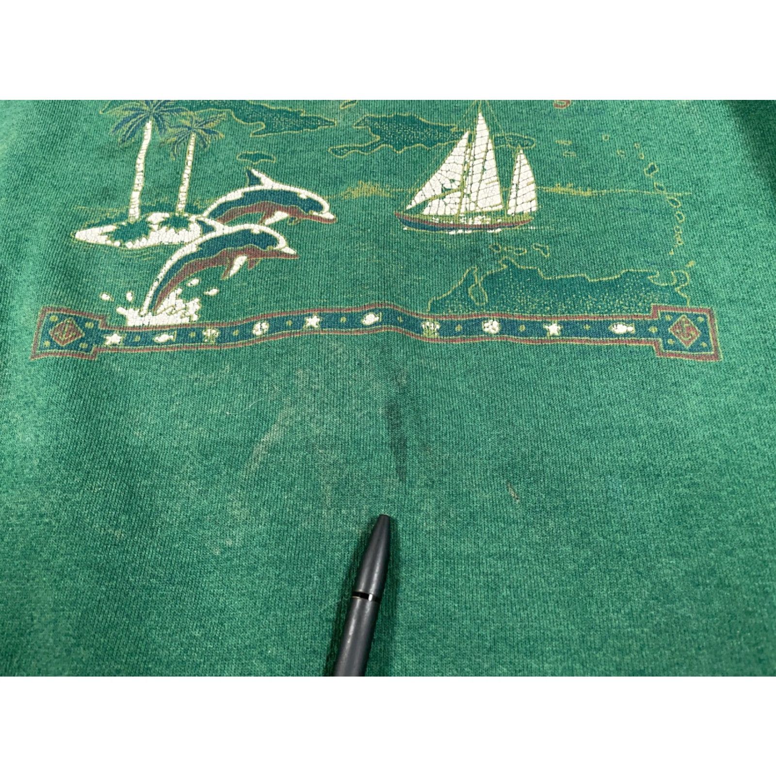 Hanes VINTAGE Hanes St. Thomas Sweatshirt Shirt Adult 2XL Green Dolphins Retro 90s Mens Size US XXL / EU 58 / 5 - 5 Thumbnail