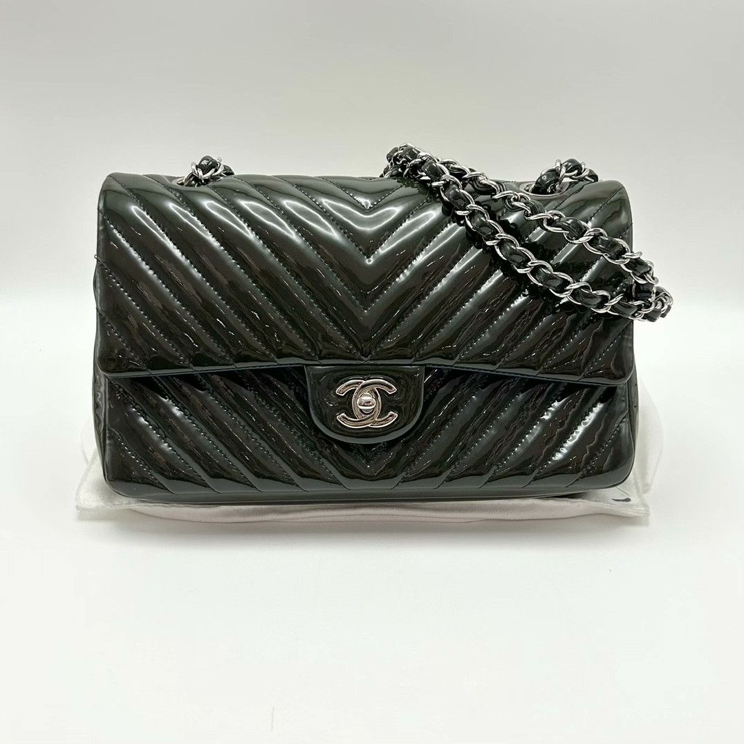 Chanel Pre-loved Bag Very good condition Size ONE SIZE - 1 Thumbnail