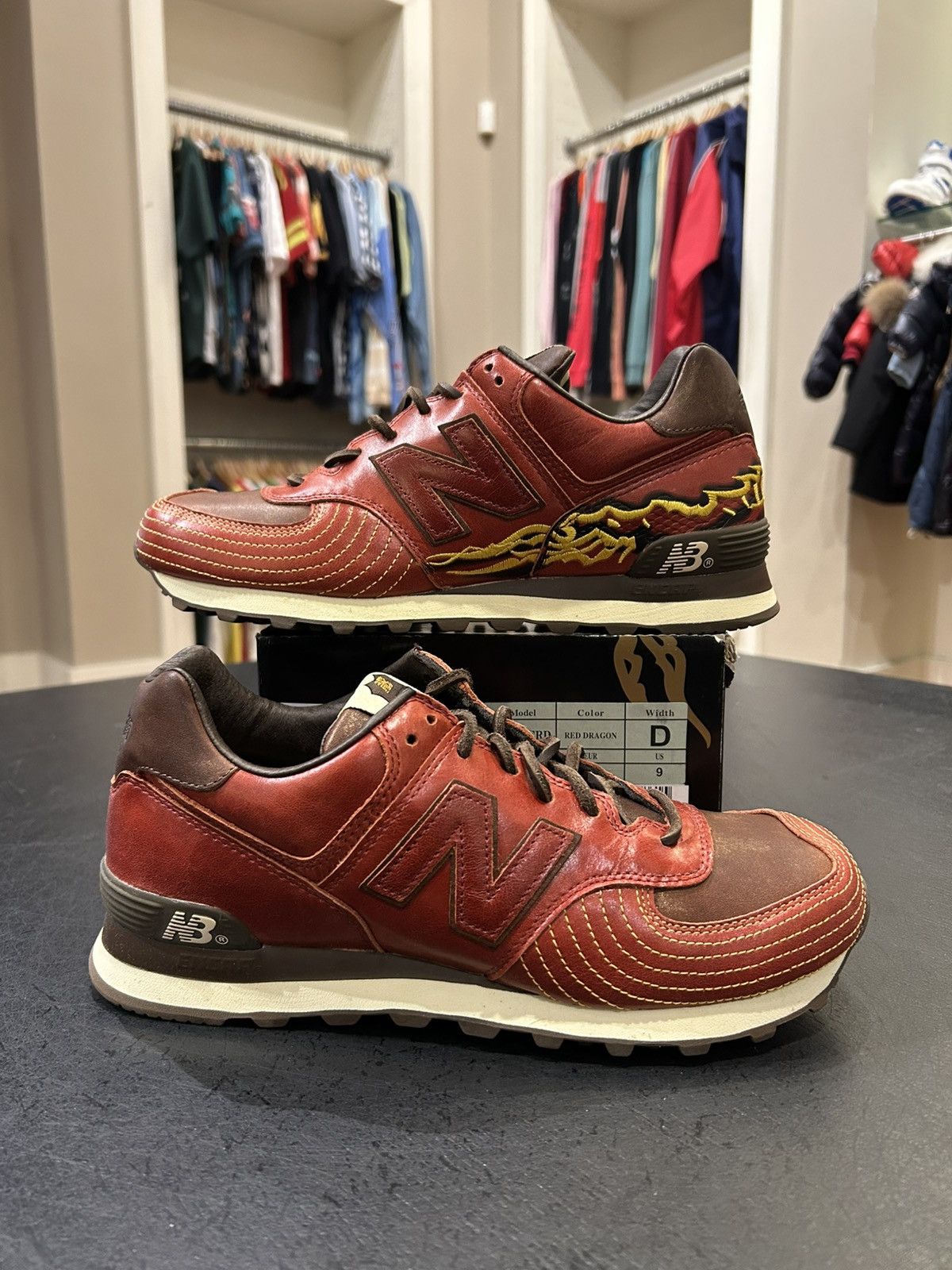 New Balance New Balance 574 Red Dragon Size US 9 / EU 42 - 1 Thumbnail